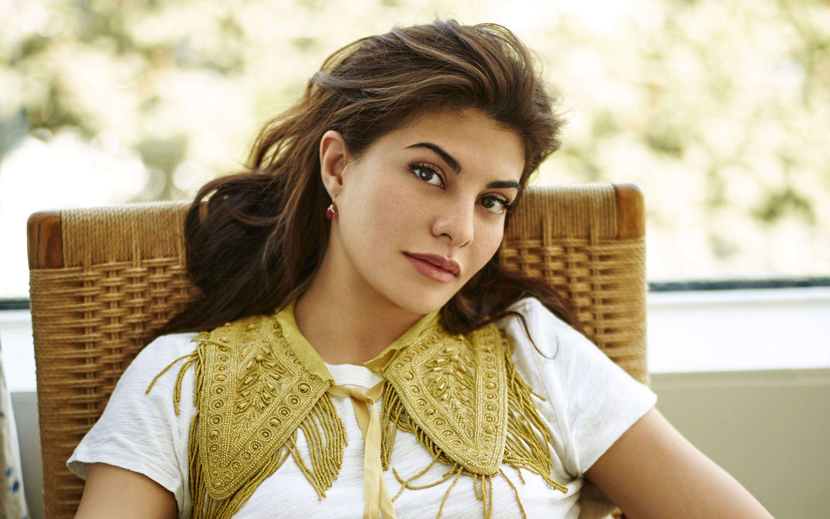 Jacqueline Fernandez Photos To Download - HD Wallpaper 