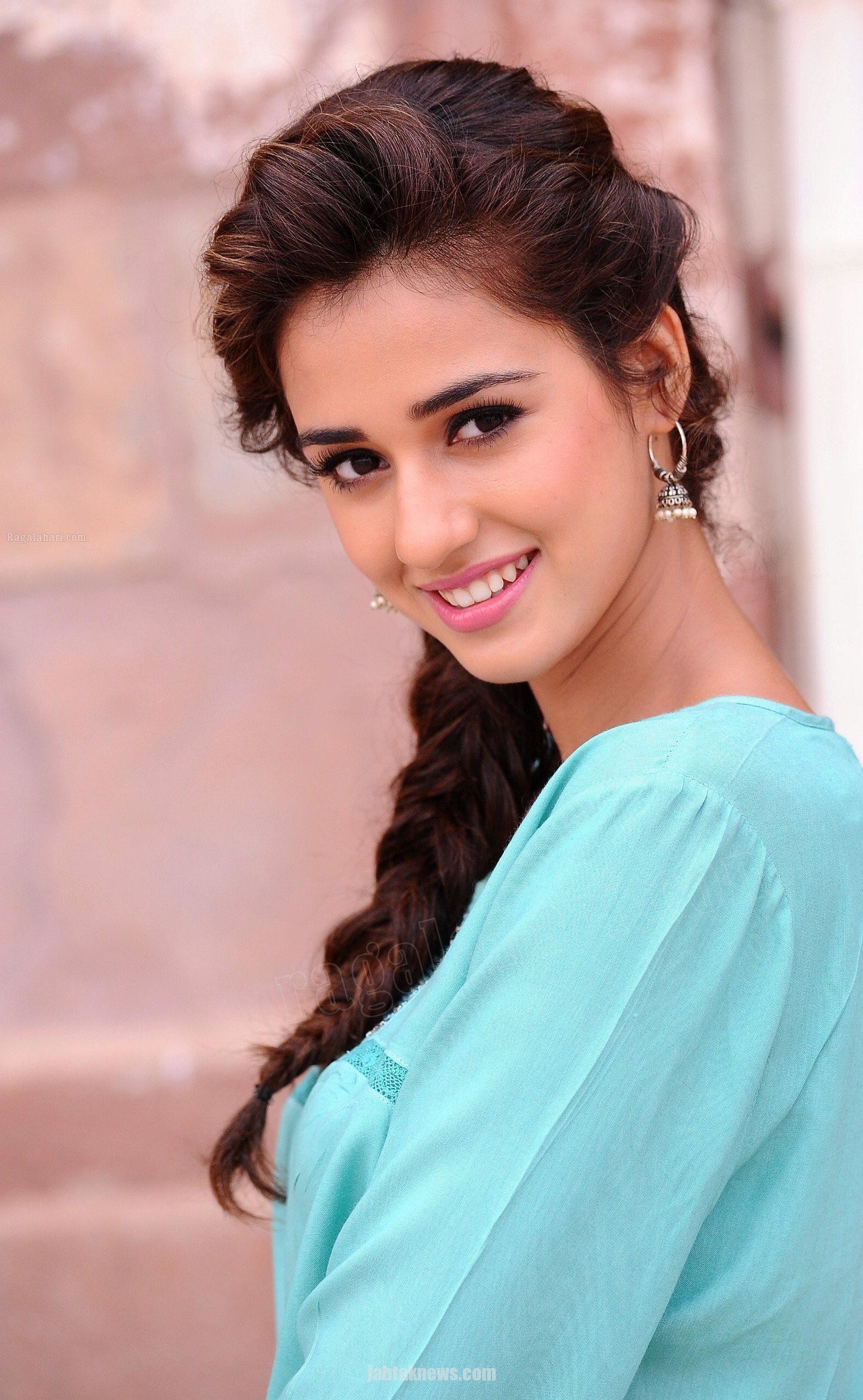 1589x2577, Disha Patani Hot Bikini Bra Pictures 
 Data - Disha Patani Image Download - HD Wallpaper 