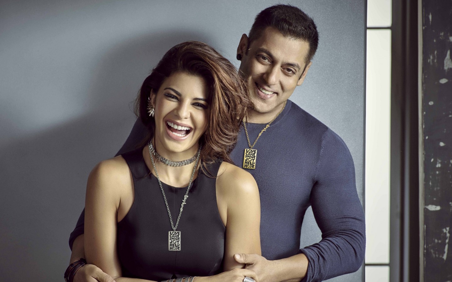 Jacqueline Fernandez With Salman Khan - HD Wallpaper 