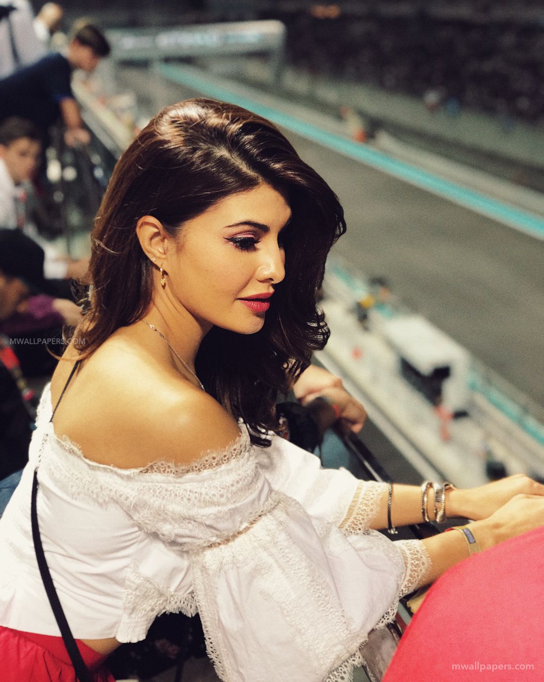 Jacqueline Fernandez Hd Wallpapers (1080p, 4k) (50674) - Jacqueline Fernandez In Race 3 - HD Wallpaper 