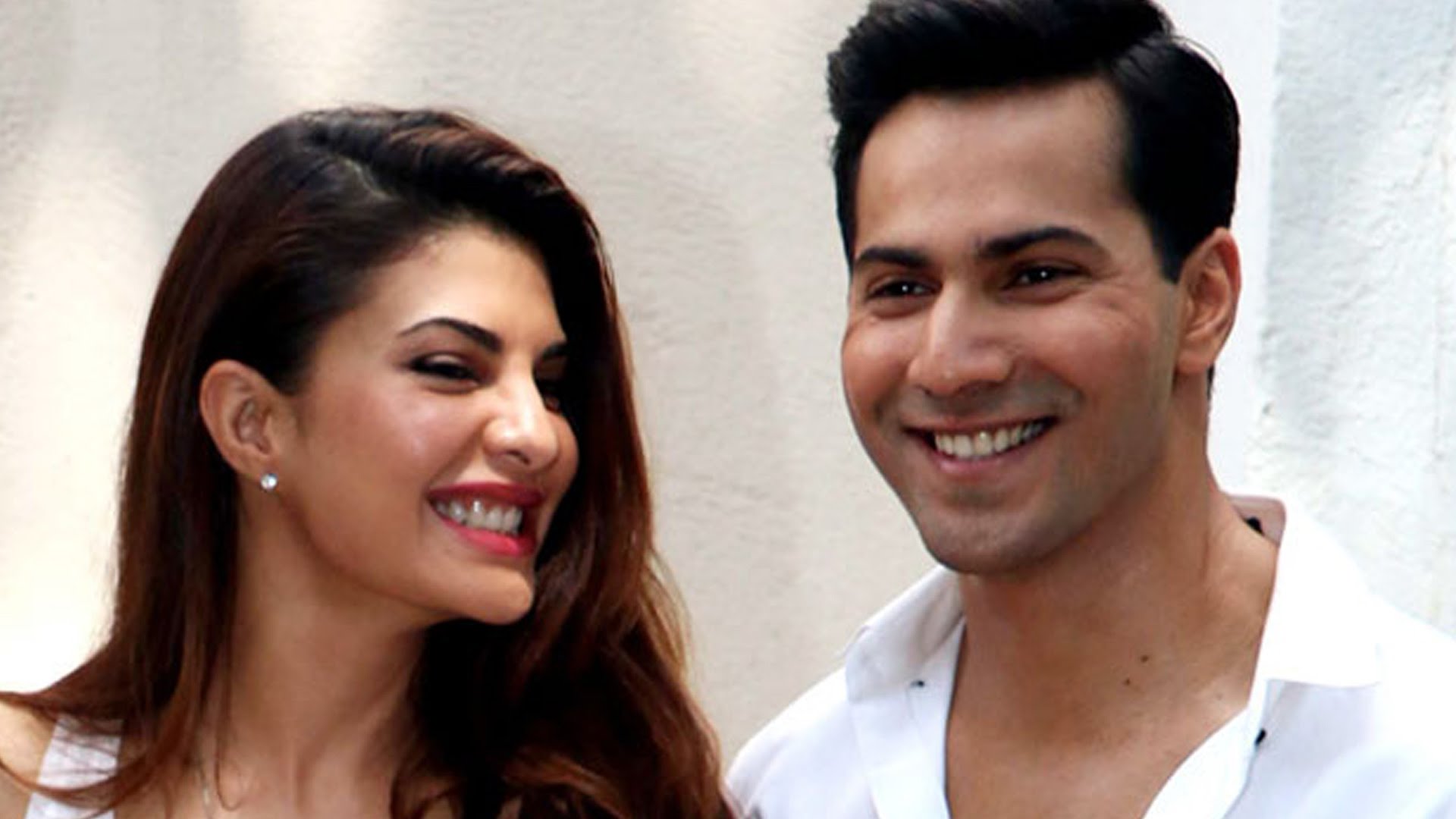 Varun Dhawan, Jacqueline Fernandez - Jacqueline Fernandez Varun Dhawan - HD Wallpaper 