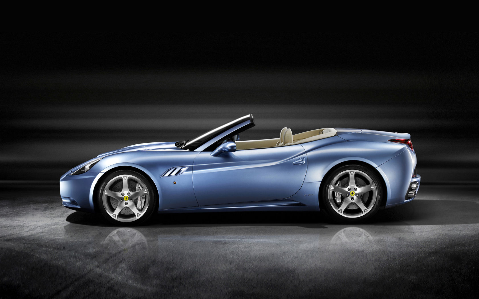Ferrari California Desktop Wallpaper - Ferrari California Azzurro - HD Wallpaper 