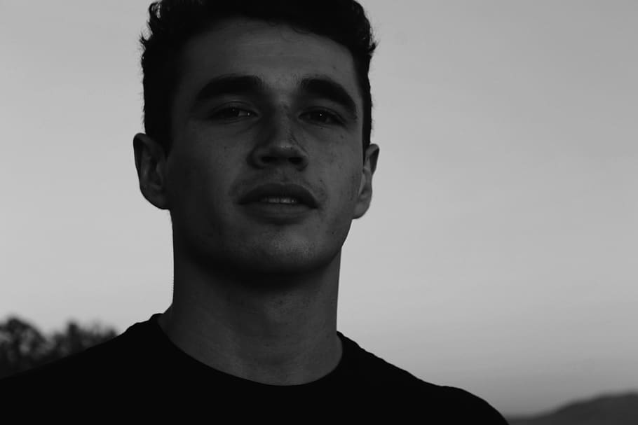 James Franco, Black And White, Outside, Portrait, Man, - Human - HD Wallpaper 