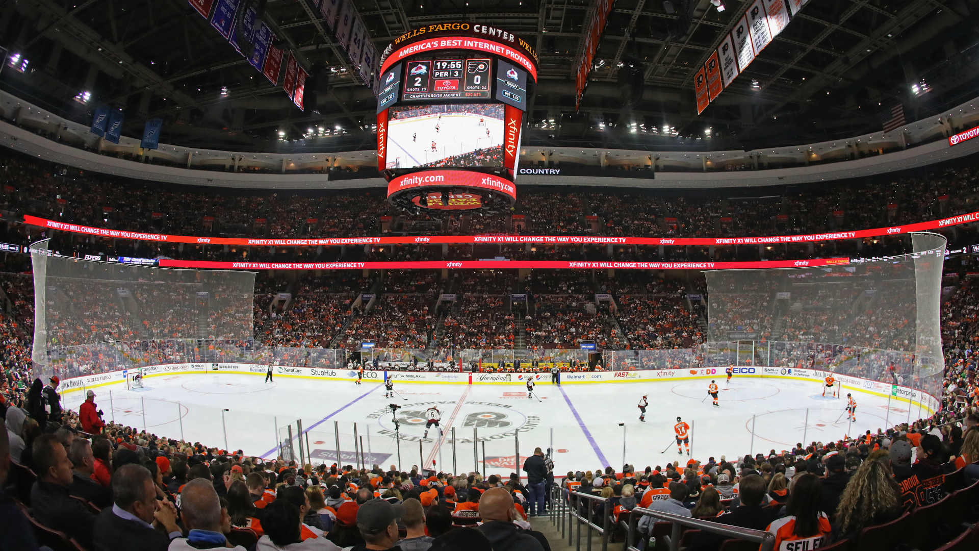 Flyers Wells Fargo 100819 Getty Ftr - Wells Fargo Center Flyers Fans - HD Wallpaper 