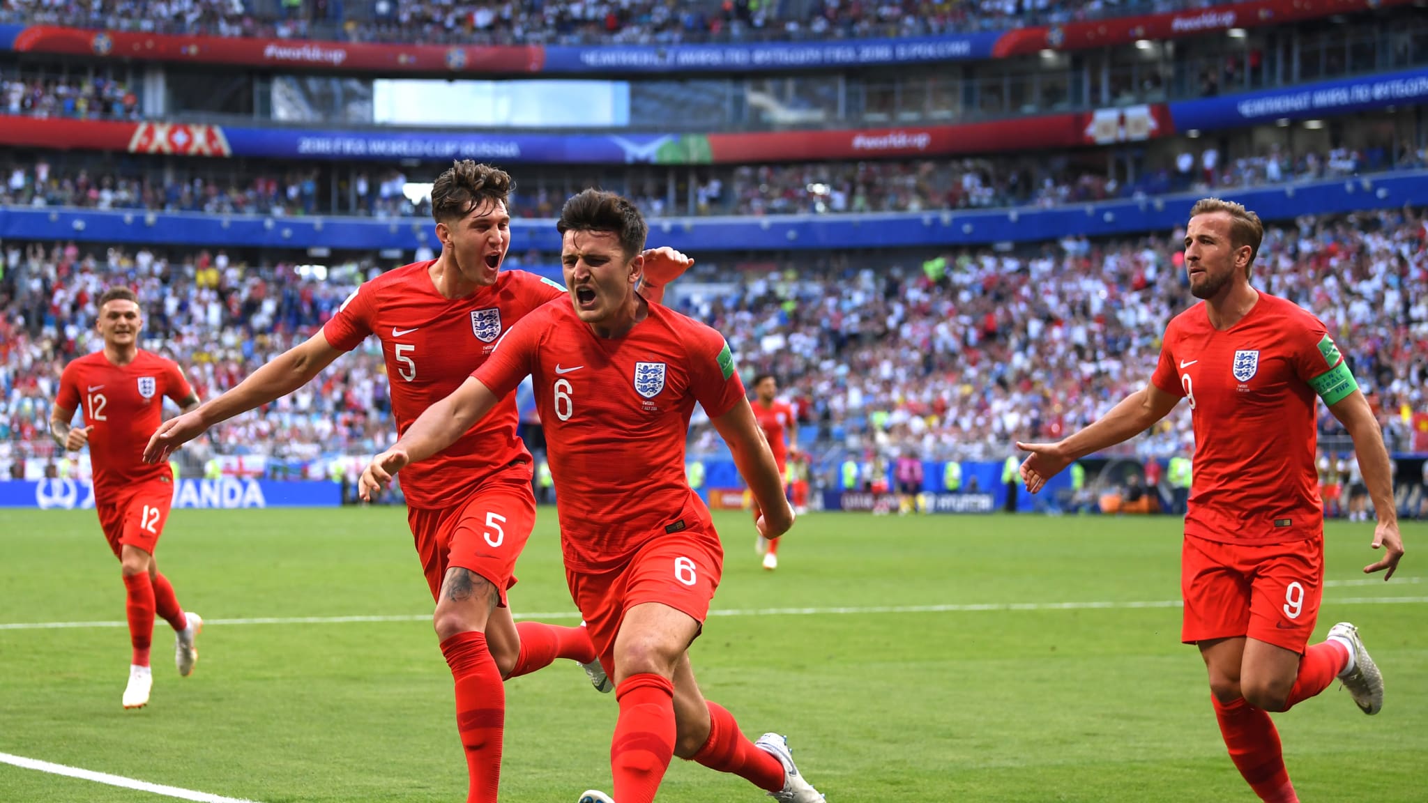  harry Maguire Of England Celebrates After Scoring - England 2018 Fifa World Cup - HD Wallpaper 