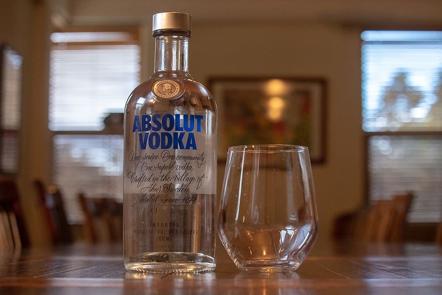 Absolut Vodka - HD Wallpaper 