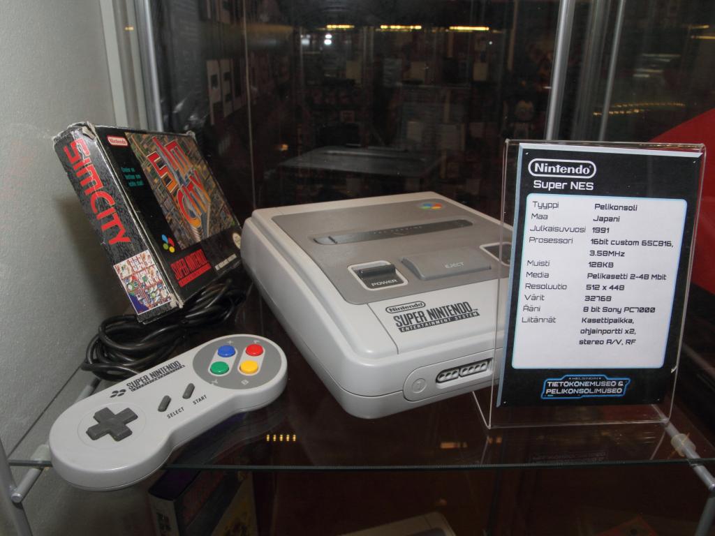 Nintendo Continues Nostalgia Gaming Trend With Super - Super Nintendo Museo - HD Wallpaper 