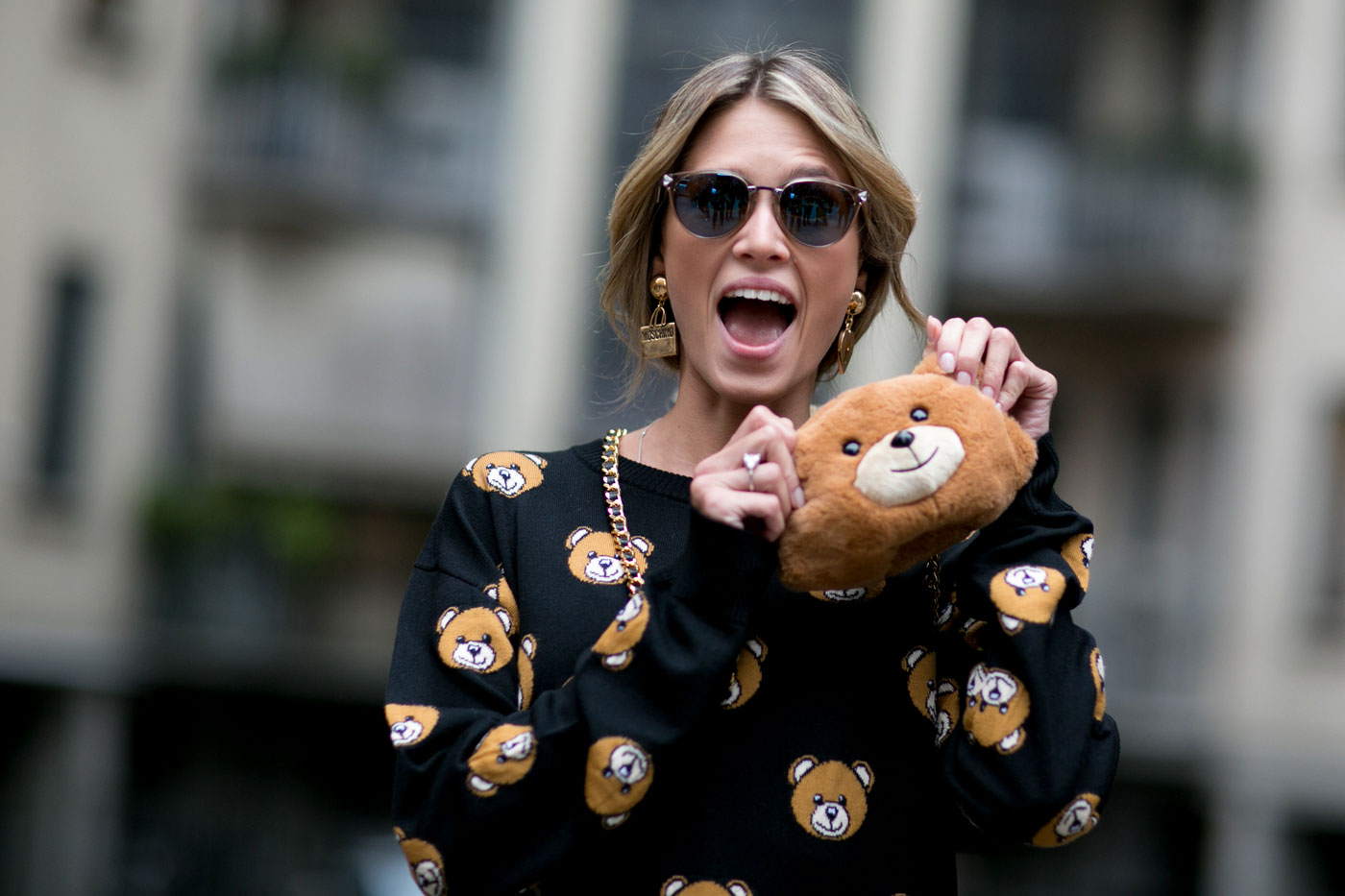 Street Style From Milan Fashion Week Fall Winter 2015 - Teddy Bear In Fashion - HD Wallpaper 