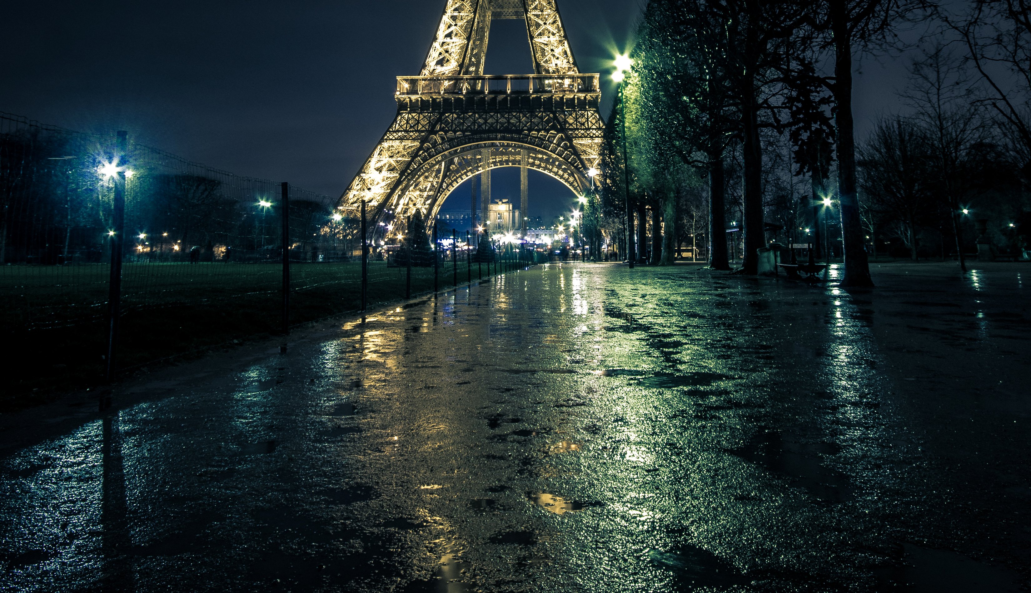 Eiffel Tower - HD Wallpaper 