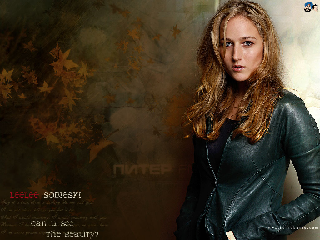 Leelee Sobieski - HD Wallpaper 