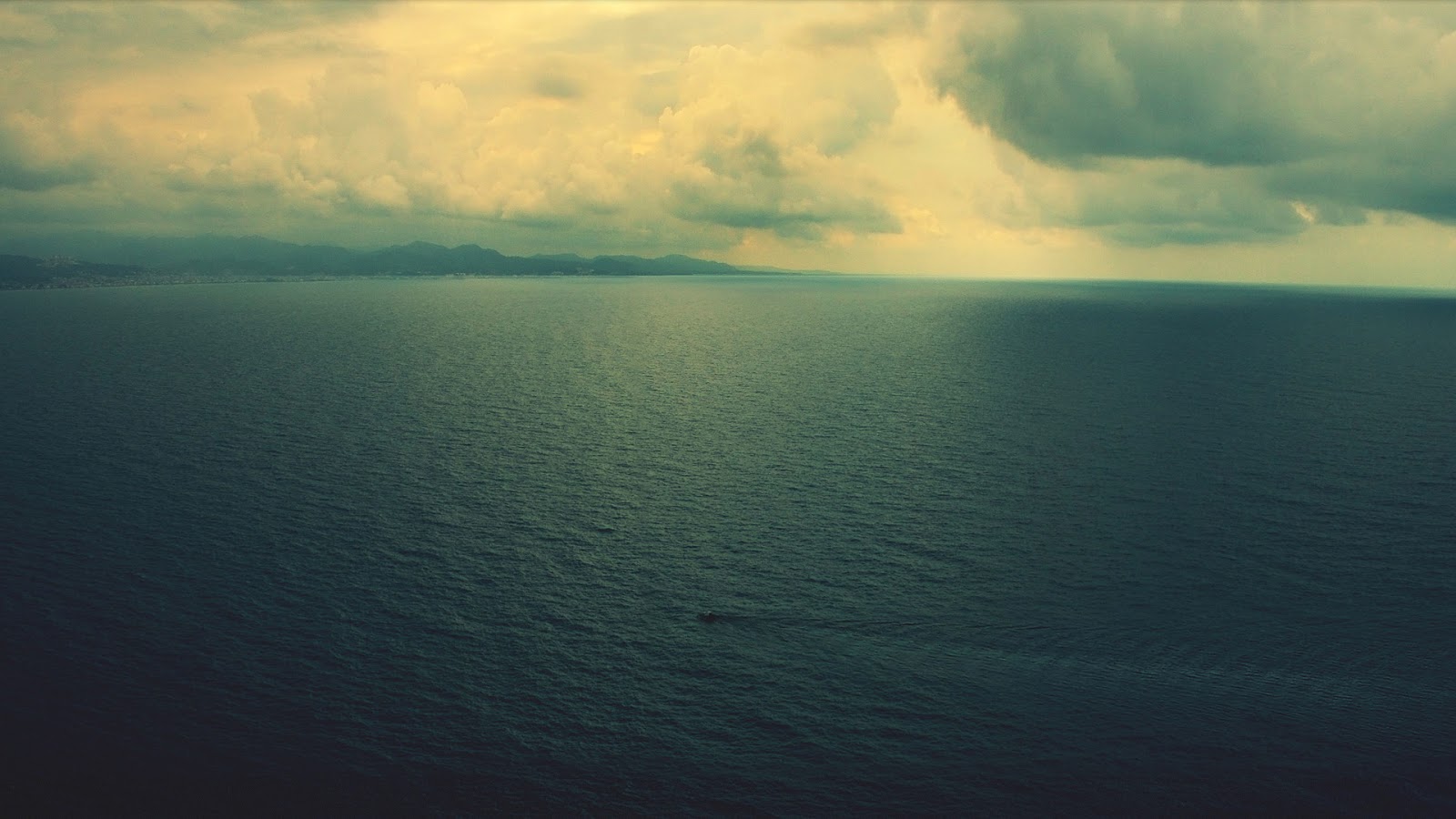 Sea - HD Wallpaper 