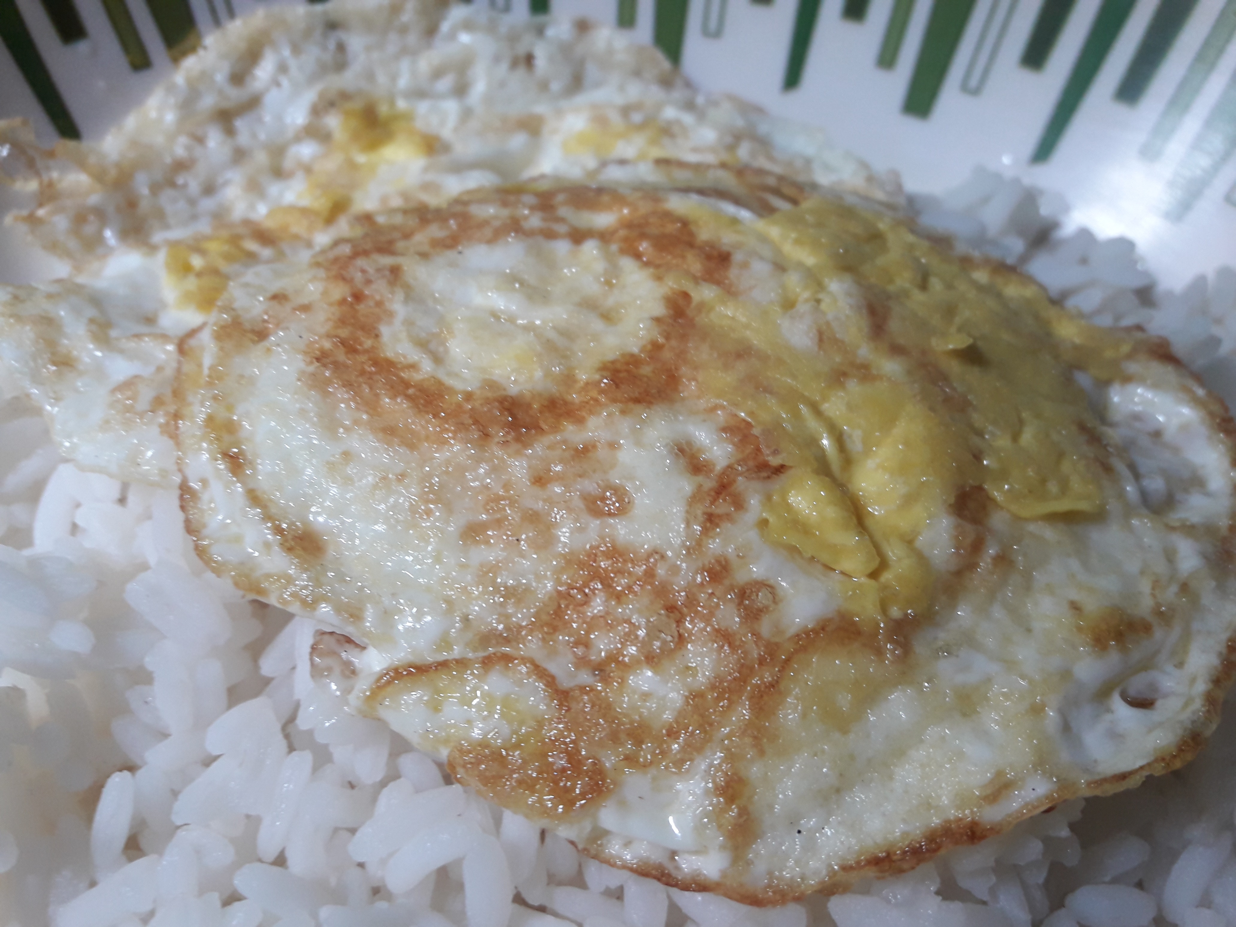 Ovo Frito Com Arroz - HD Wallpaper 