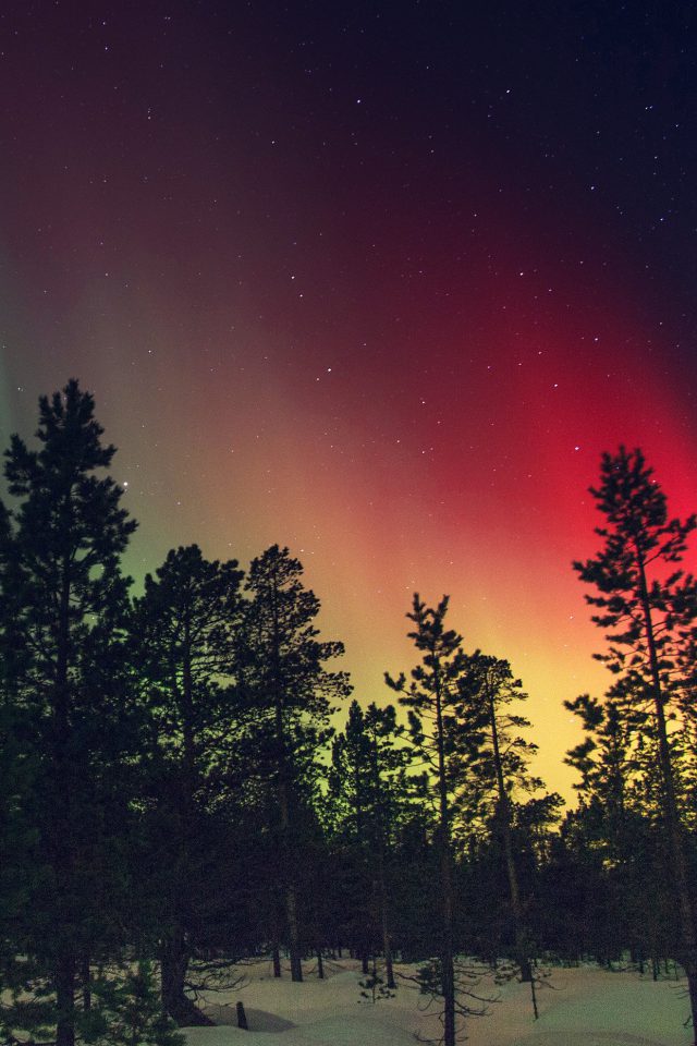 Aurora Night Red Sky Space Dark Romantic Iphone Wallpaper - HD Wallpaper 