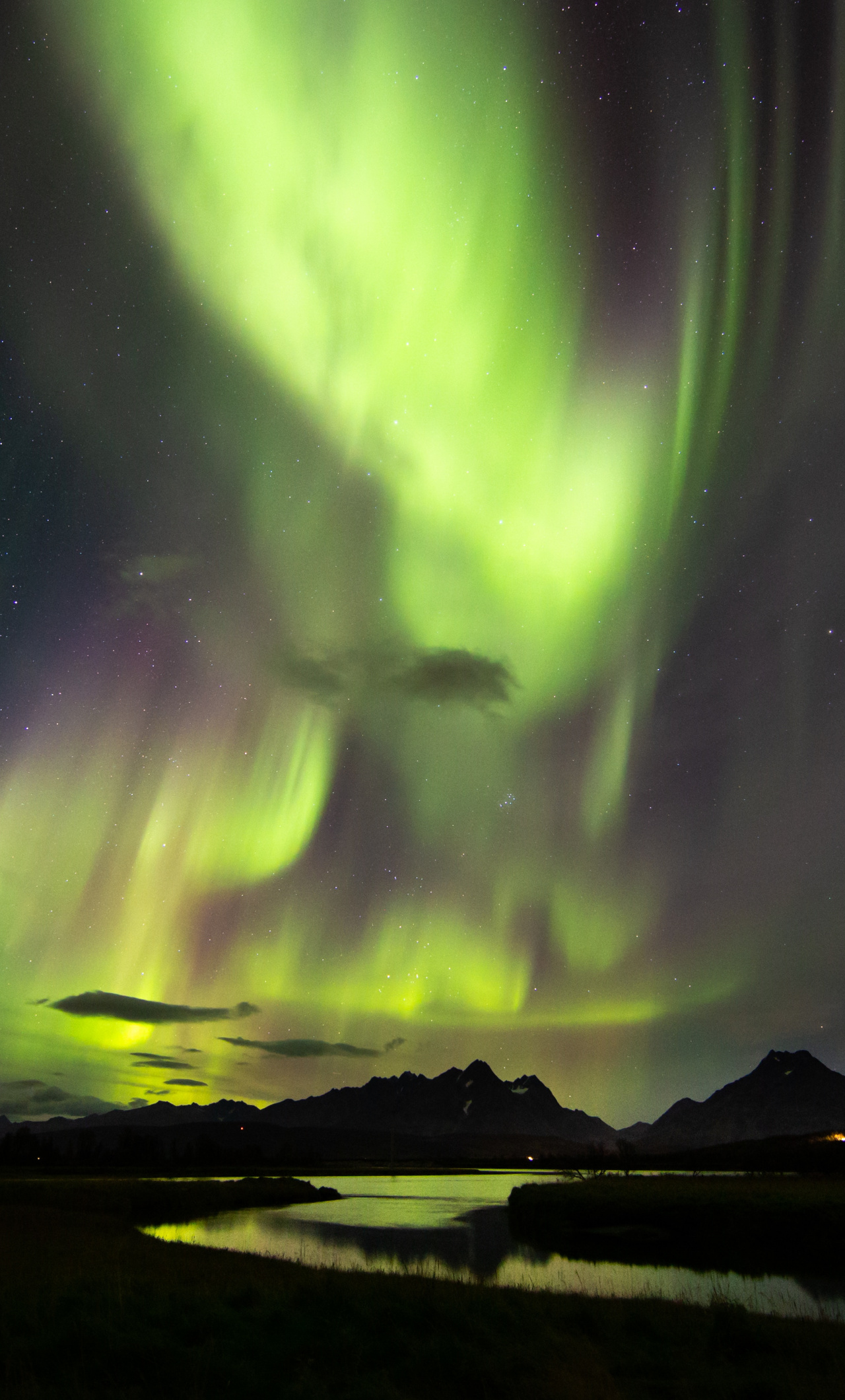 Northern Lights Iphone Wallpaper - HD Wallpaper 