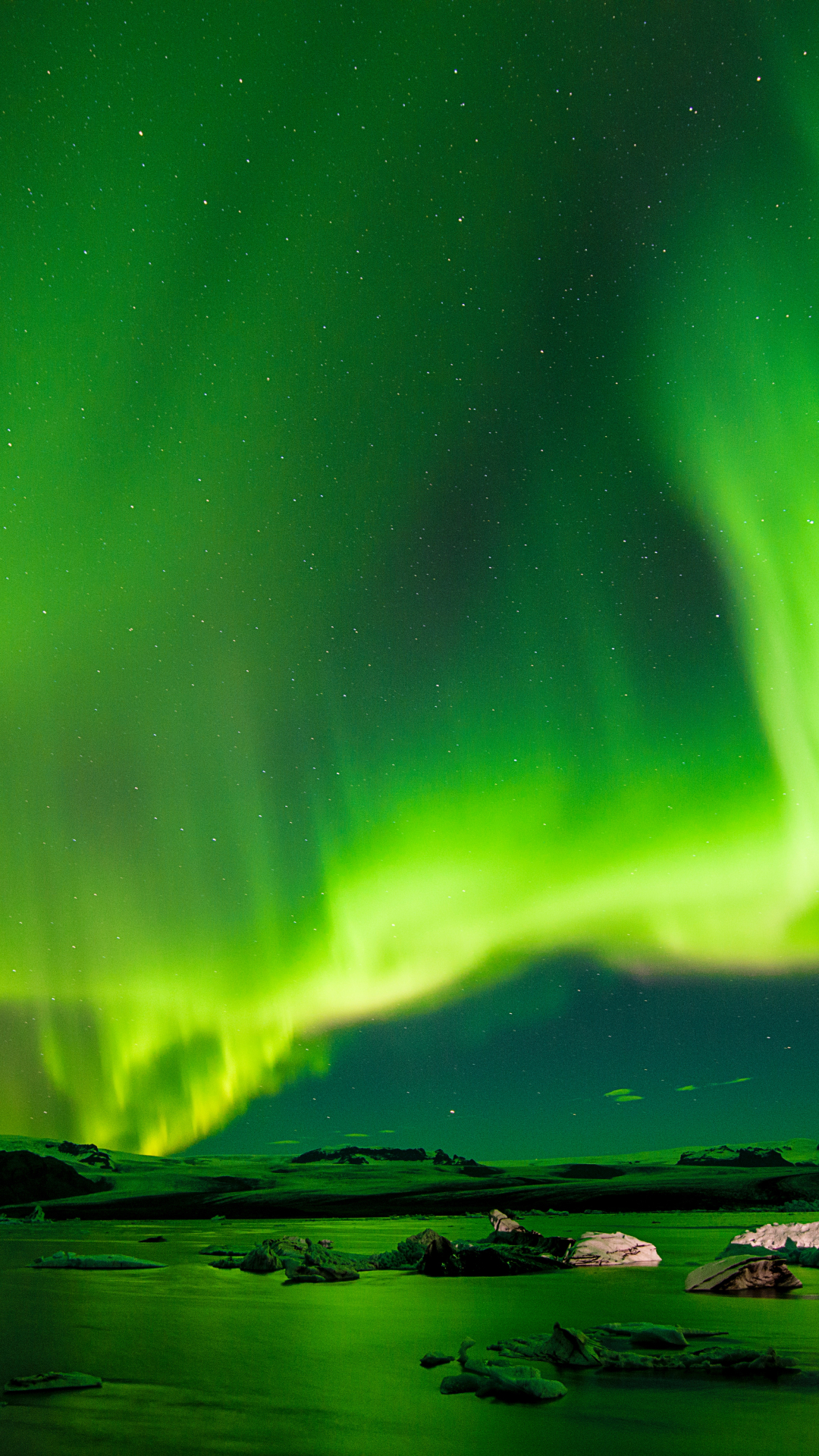 Aurora Boreali, Northern Iphone Wallpaper - Northern Lights In Manali - HD Wallpaper 
