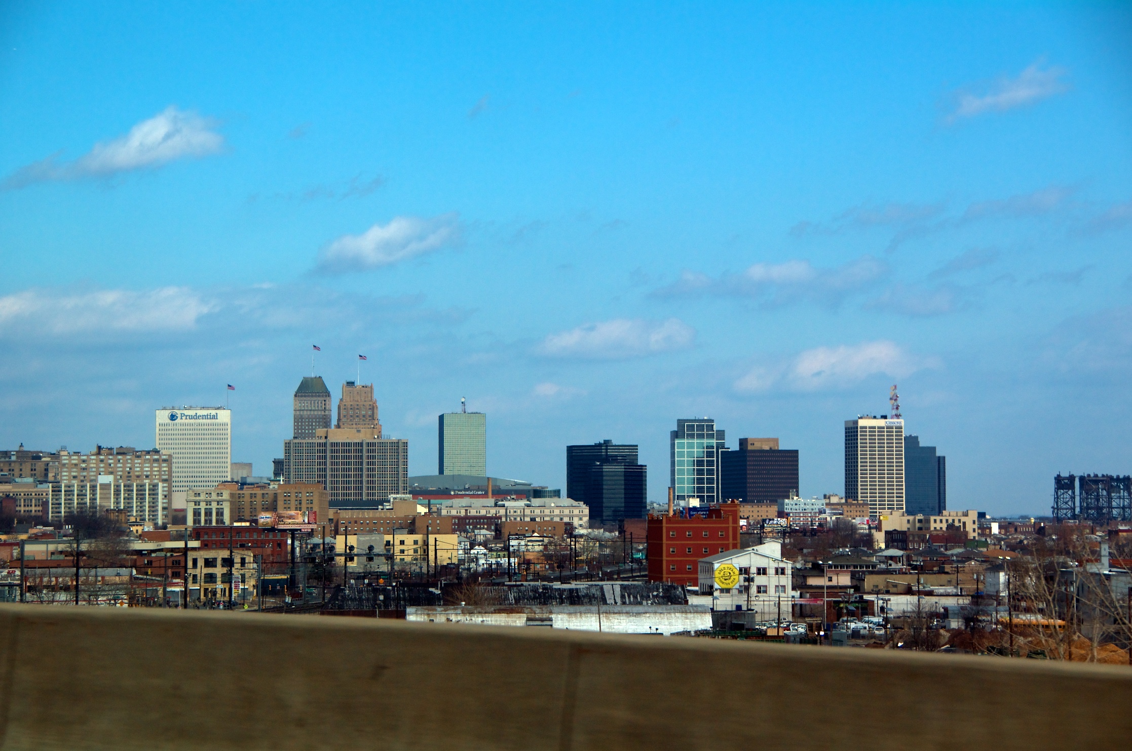 Skyline, Downtown Newark, Nj - Urban Area - HD Wallpaper 