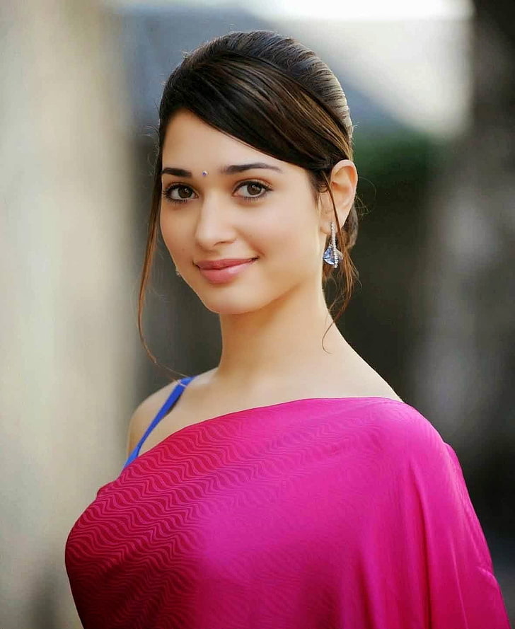 Tamanna Bhatia Pink Saree - HD Wallpaper 