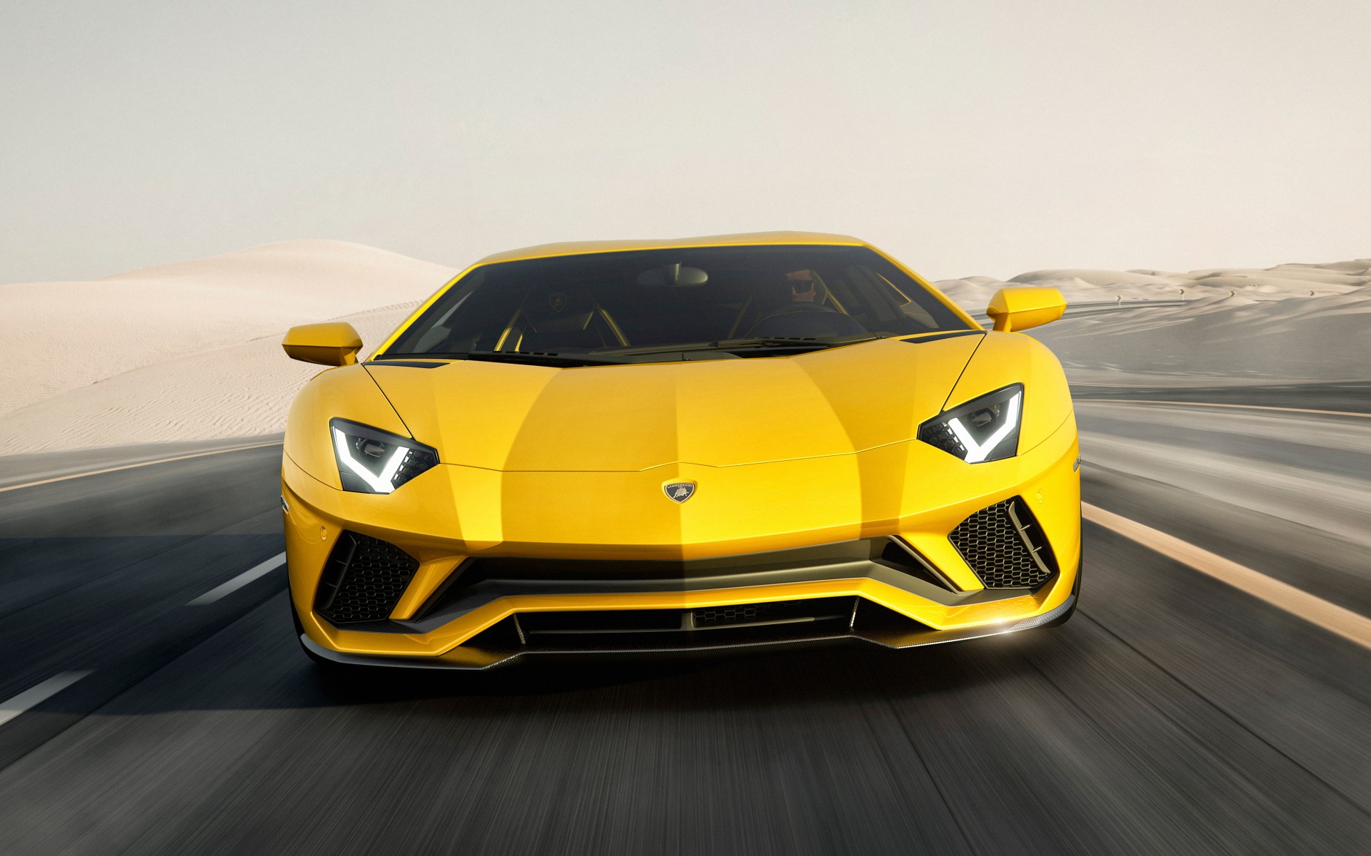 Yellow Lamborghini Wallpaper Hd - HD Wallpaper 