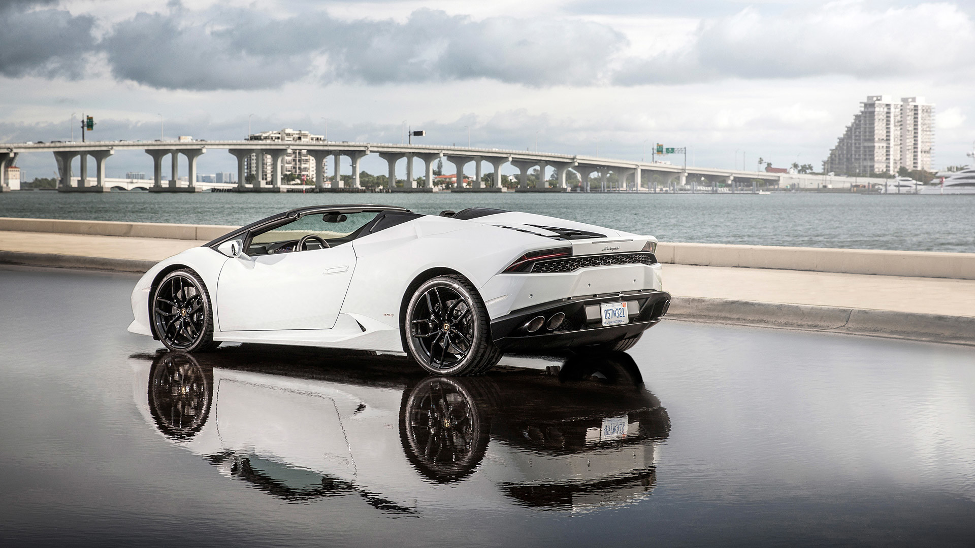 2017 Lamborghini Huracan Lp610 4 Spyder Picture 
 Data - 2018 Lamborghini Huracan Coupe - HD Wallpaper 