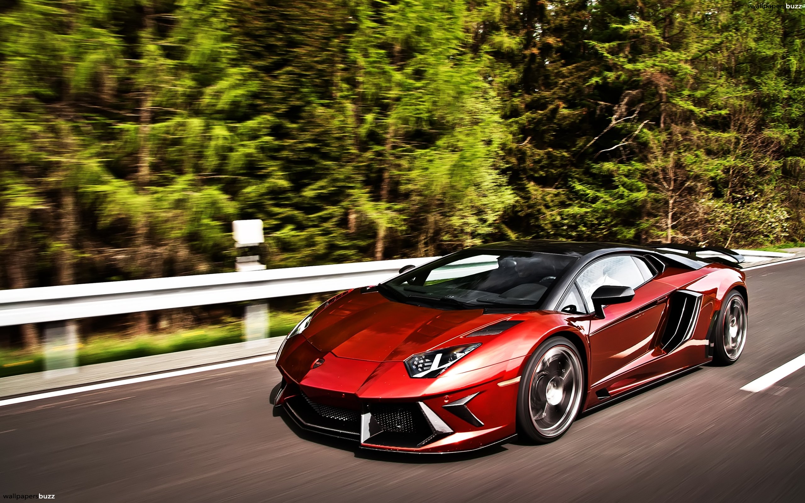 Red Lamborghini Wallpaper - HD Wallpaper 