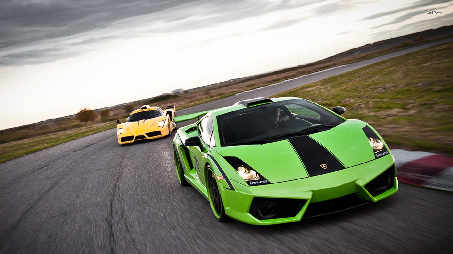 Racing Lamborghini Full Hd - HD Wallpaper 