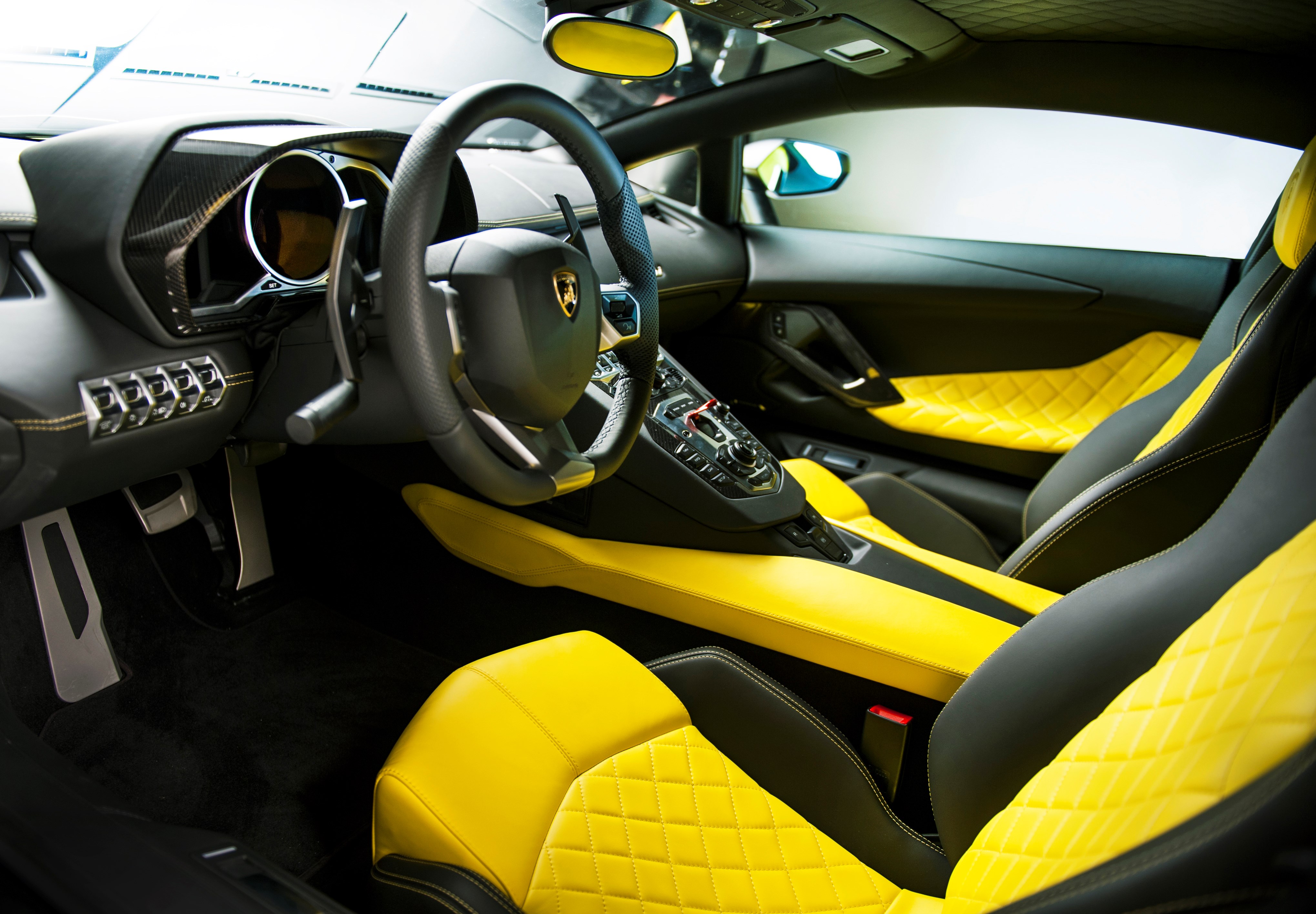 Lamborghini Aventador 50th Anniversario Interior - HD Wallpaper 