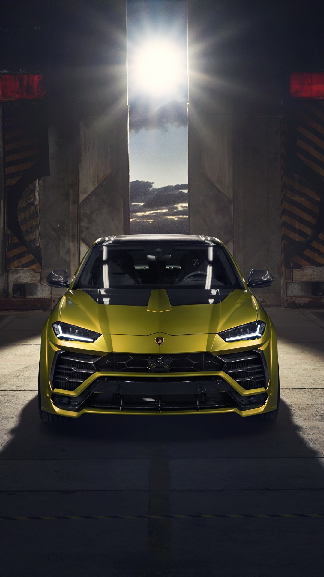 Lamborghini Urus Wallpaper For Mobile - HD Wallpaper 