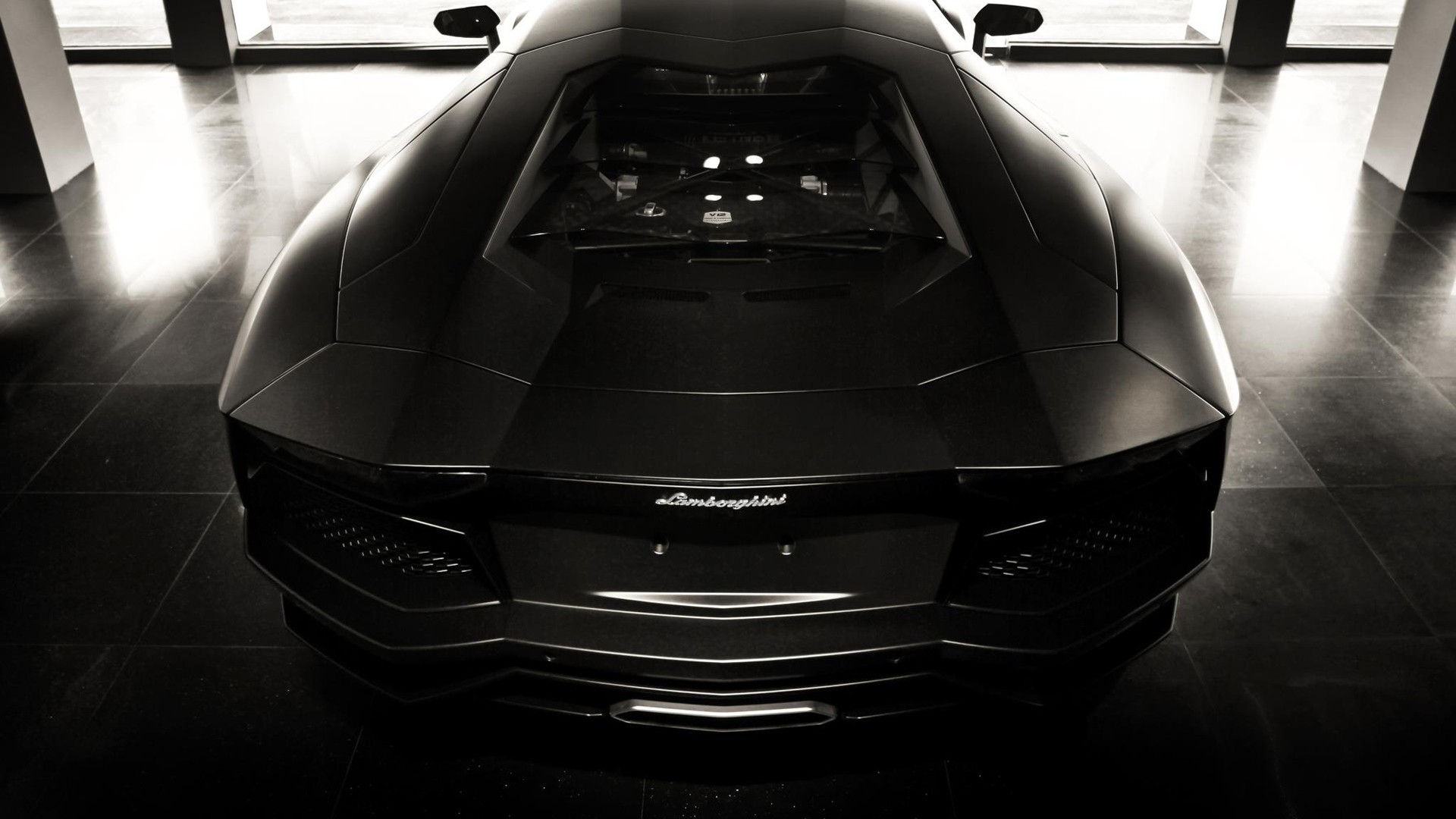 Lamborghini Aventador Wallpaper Dark - HD Wallpaper 