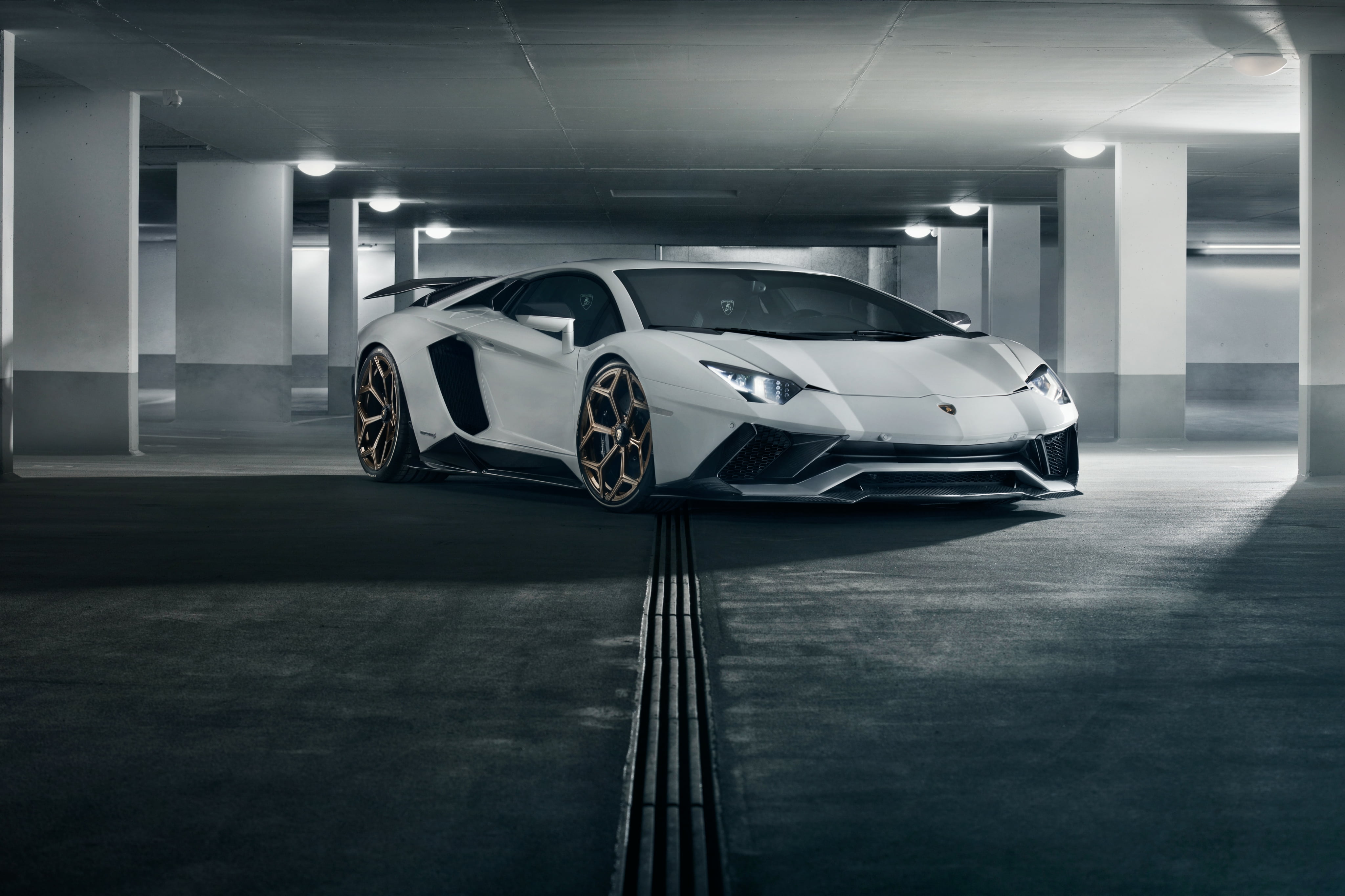 Lamborghini 4k Wallpaper - HD Wallpaper 