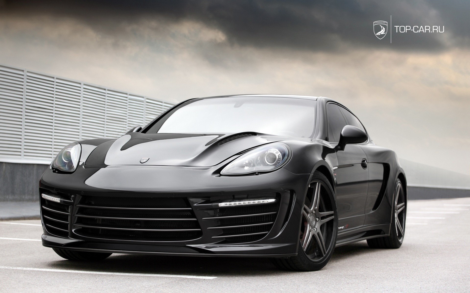 Cars Car Vehicle Transportation System Fast Wheel Pavement - Porsche Panamera Cover - HD Wallpaper 