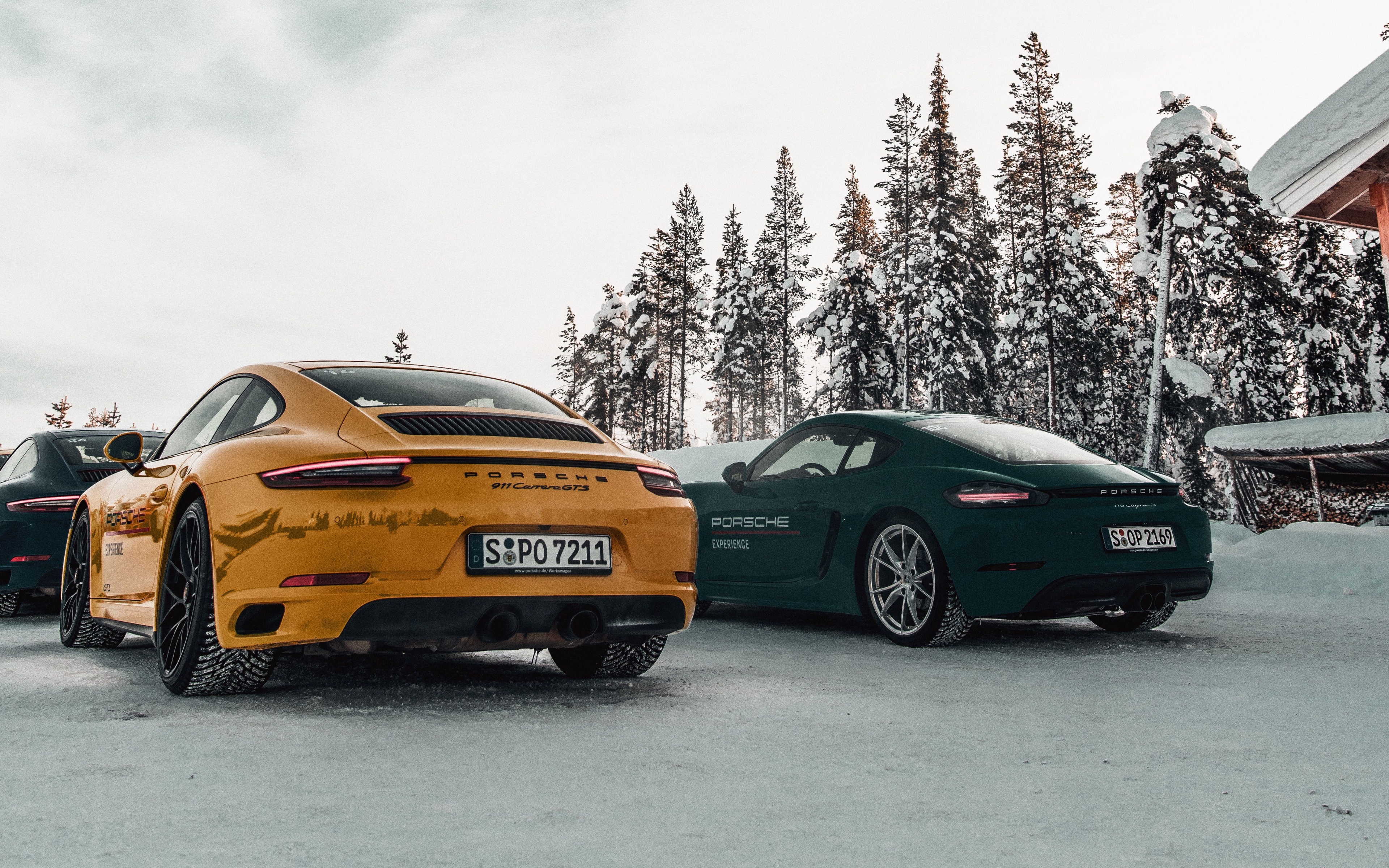 Wallpaper Porsche, Cars, Sports Car, Snow, Racing - Car In Snow Wallpaper Iphone - HD Wallpaper 