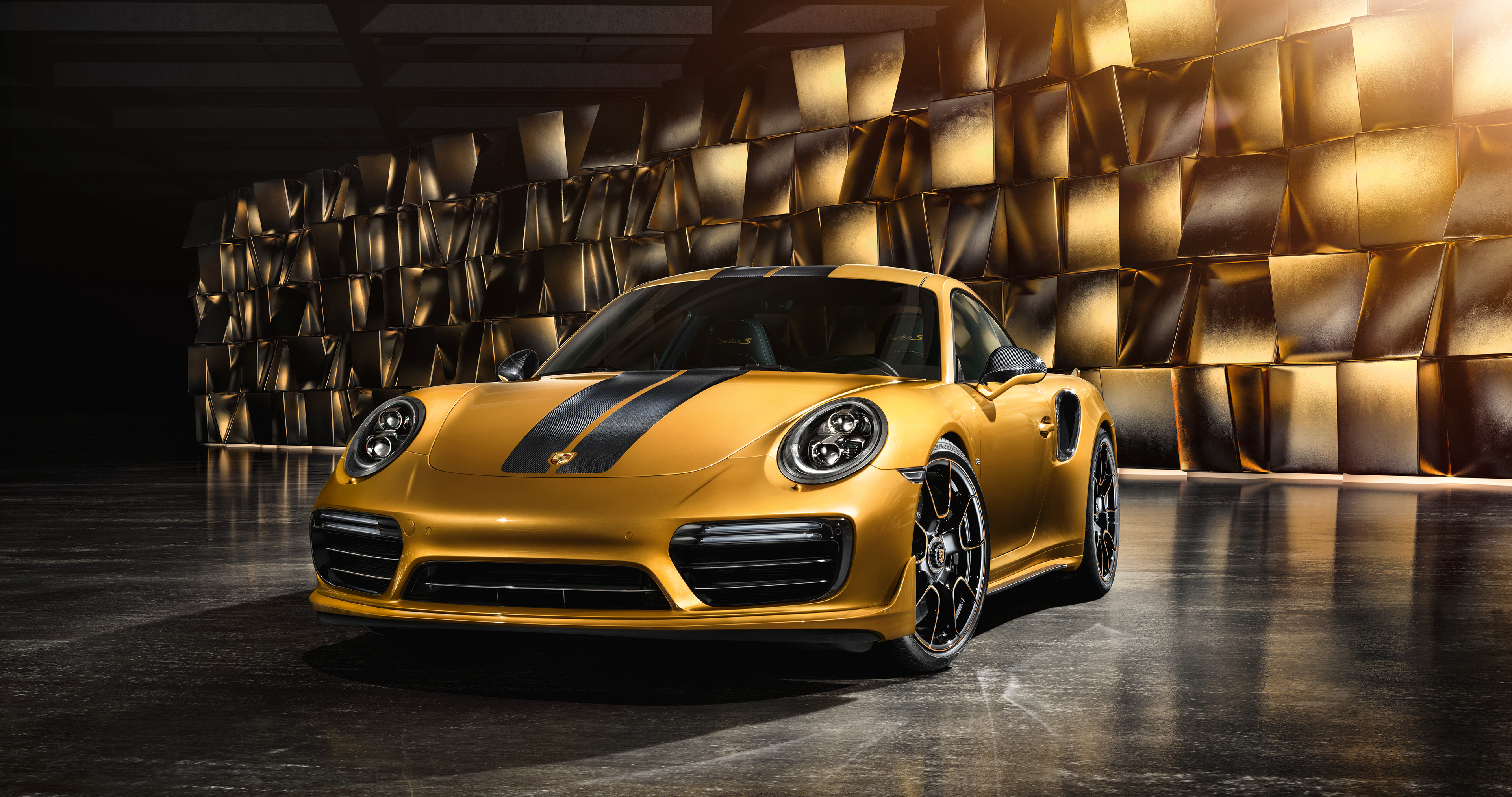 Gold Porsche 911 Turbo - HD Wallpaper 