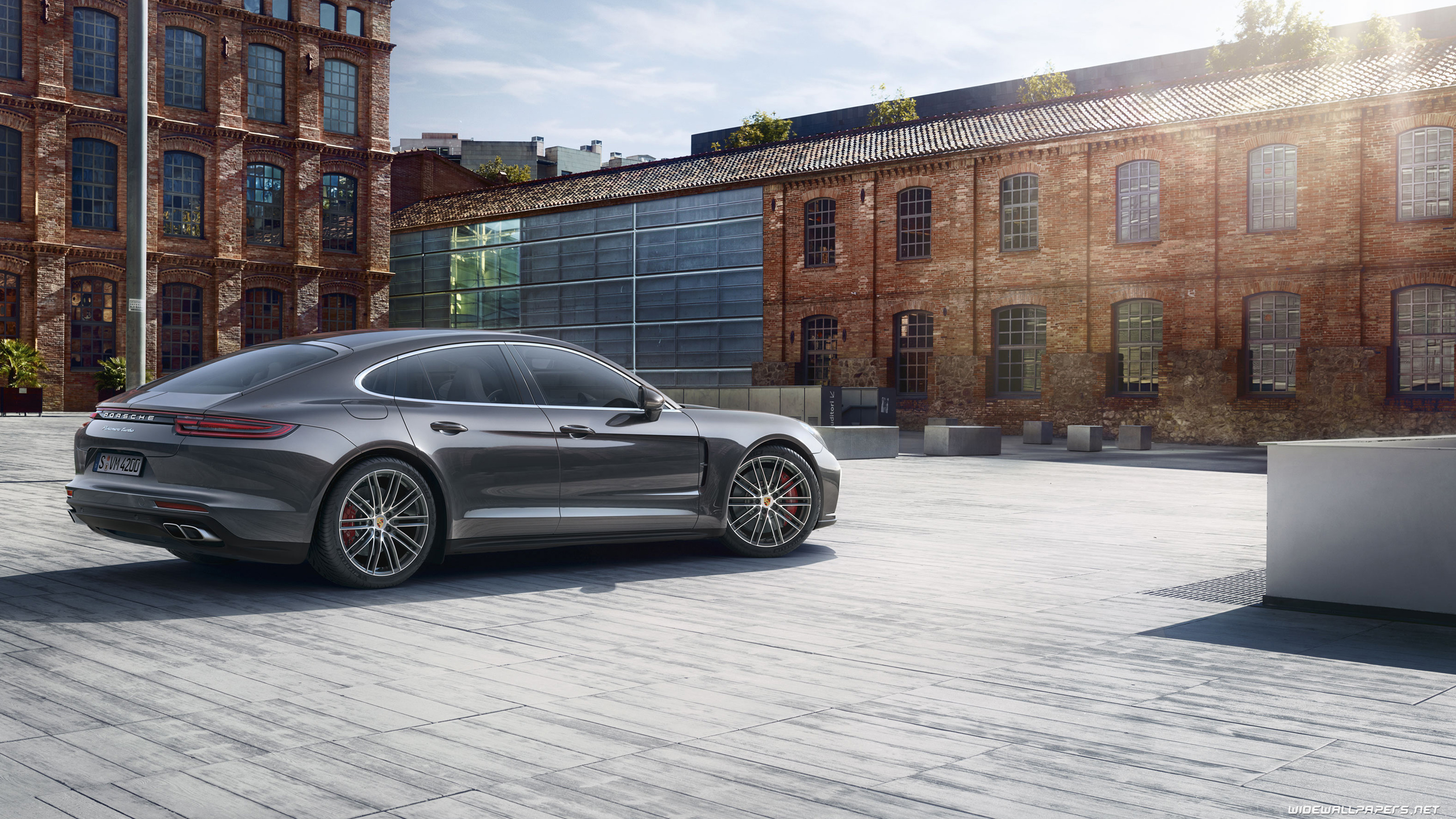 Porsche Panamera Luxury Cars - HD Wallpaper 