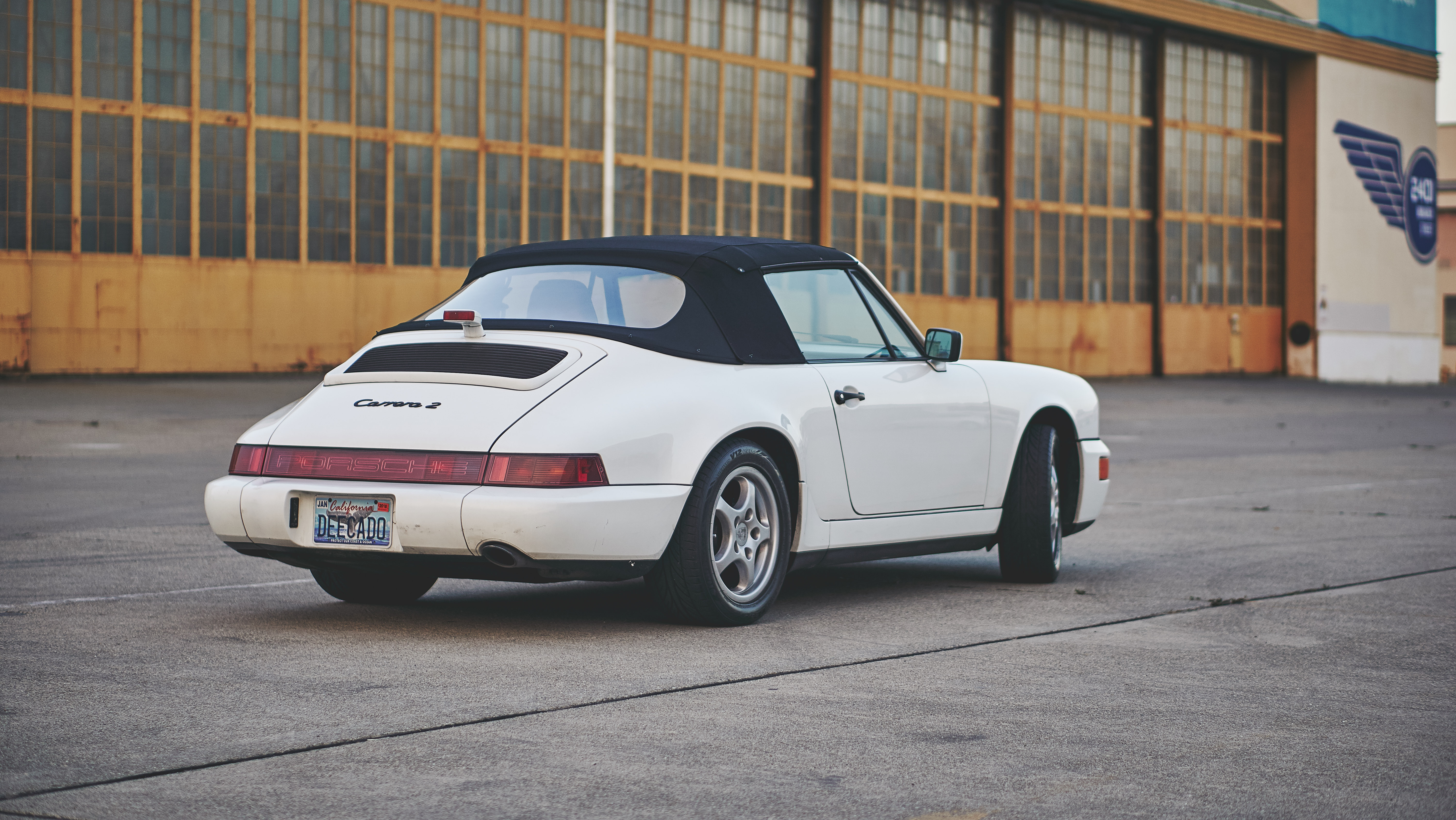 Porsche 911 Classic - HD Wallpaper 