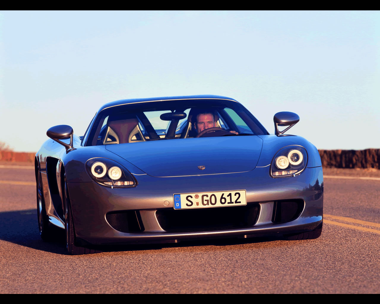 Porsche Carrera Gt Front - HD Wallpaper 