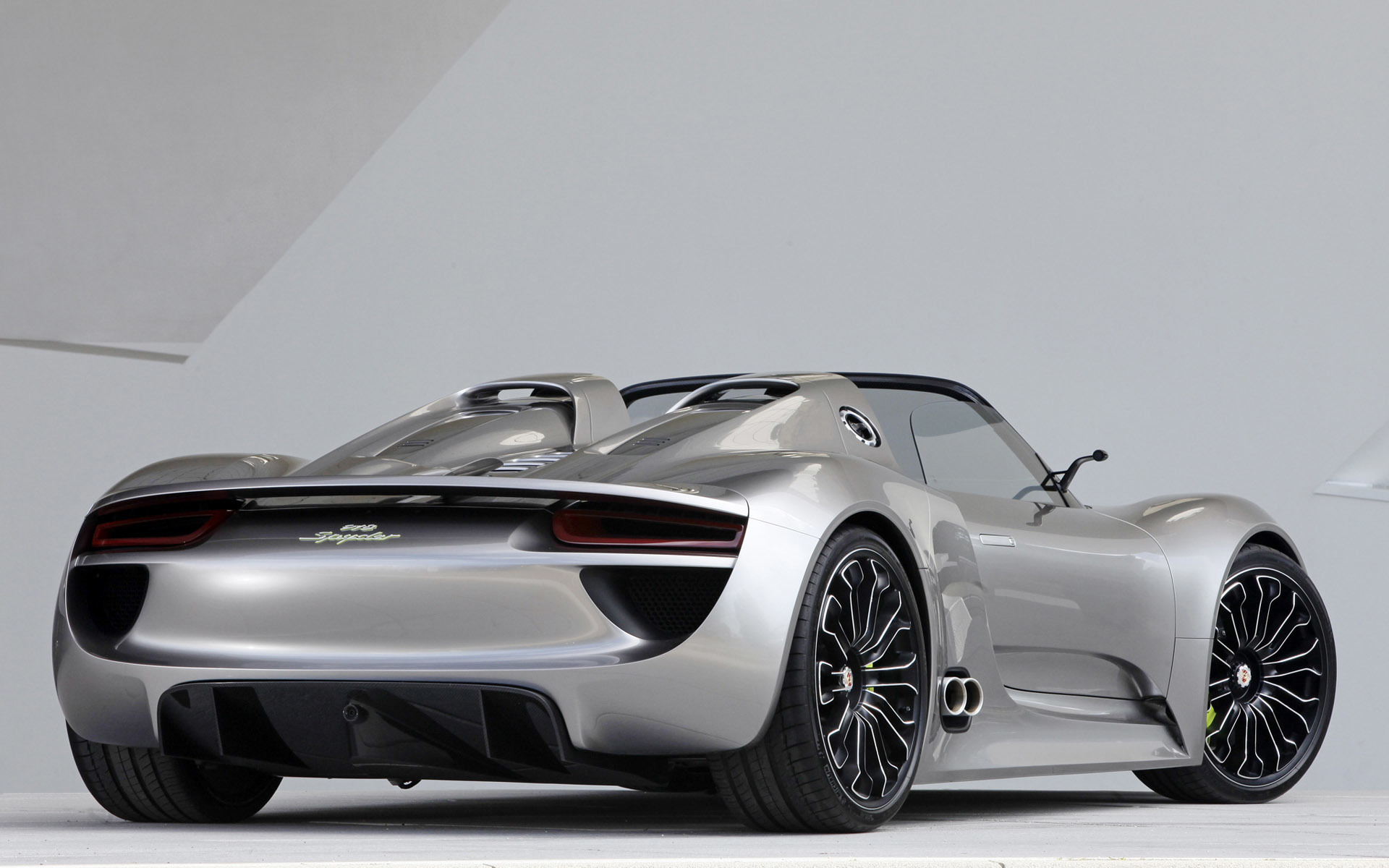 Porsche 918 Coupe - HD Wallpaper 