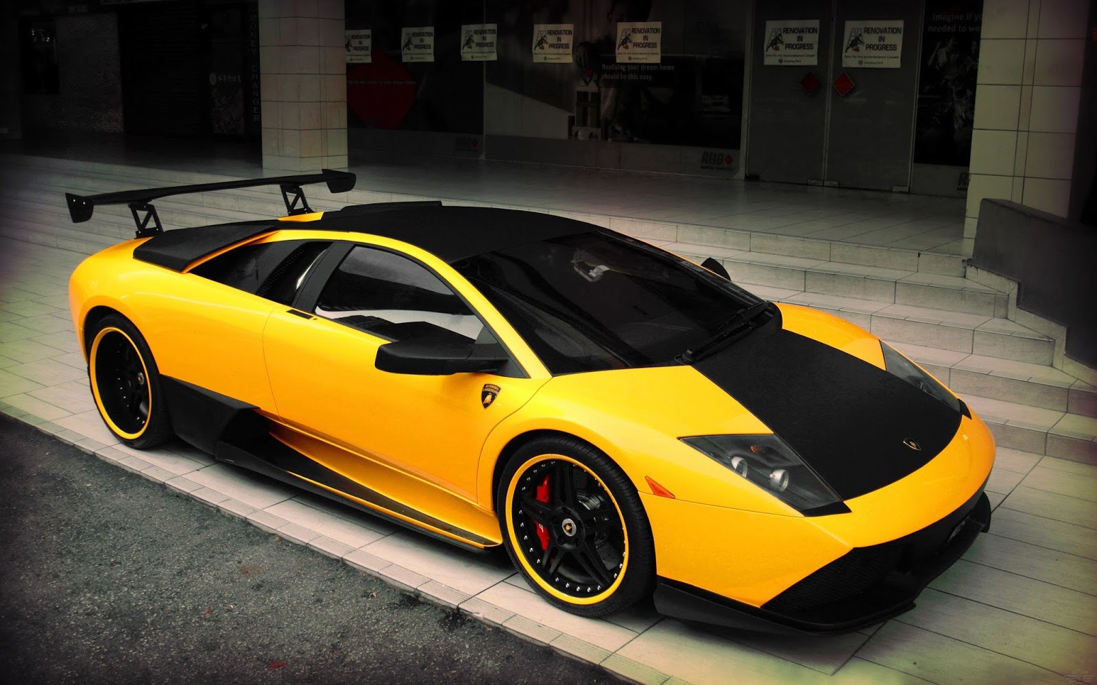 Yellow And Black Lambo - HD Wallpaper 