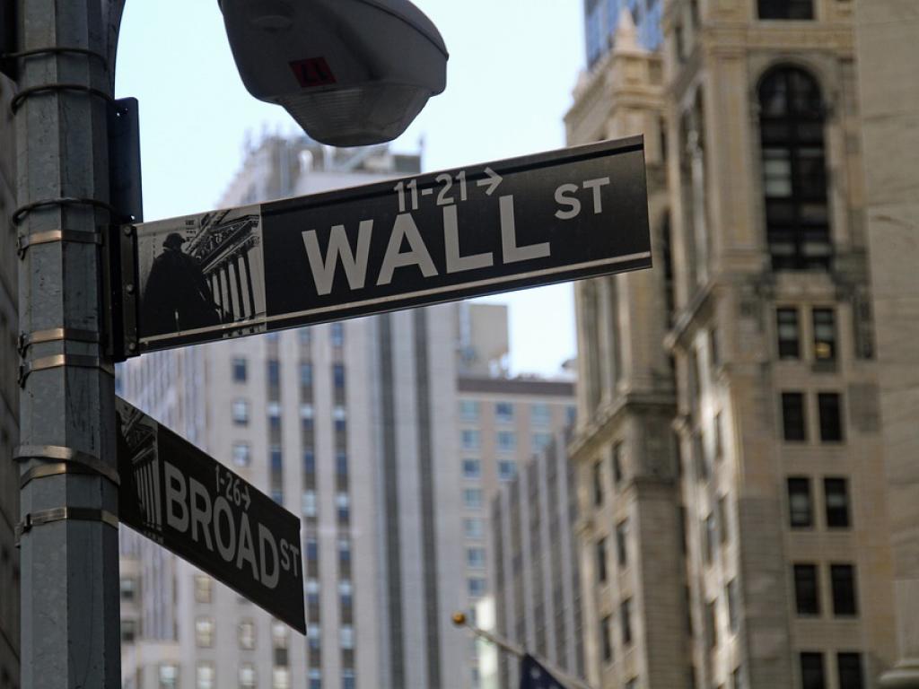 In Wake Of Suntrust/bb&t Merger, Financials Weak On - Wall Street Sign - HD Wallpaper 