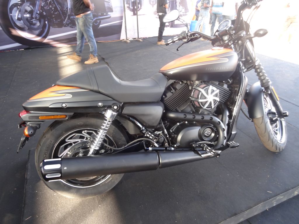 Harley Davidson Street 750 Side View At The India Bike - HD Wallpaper 