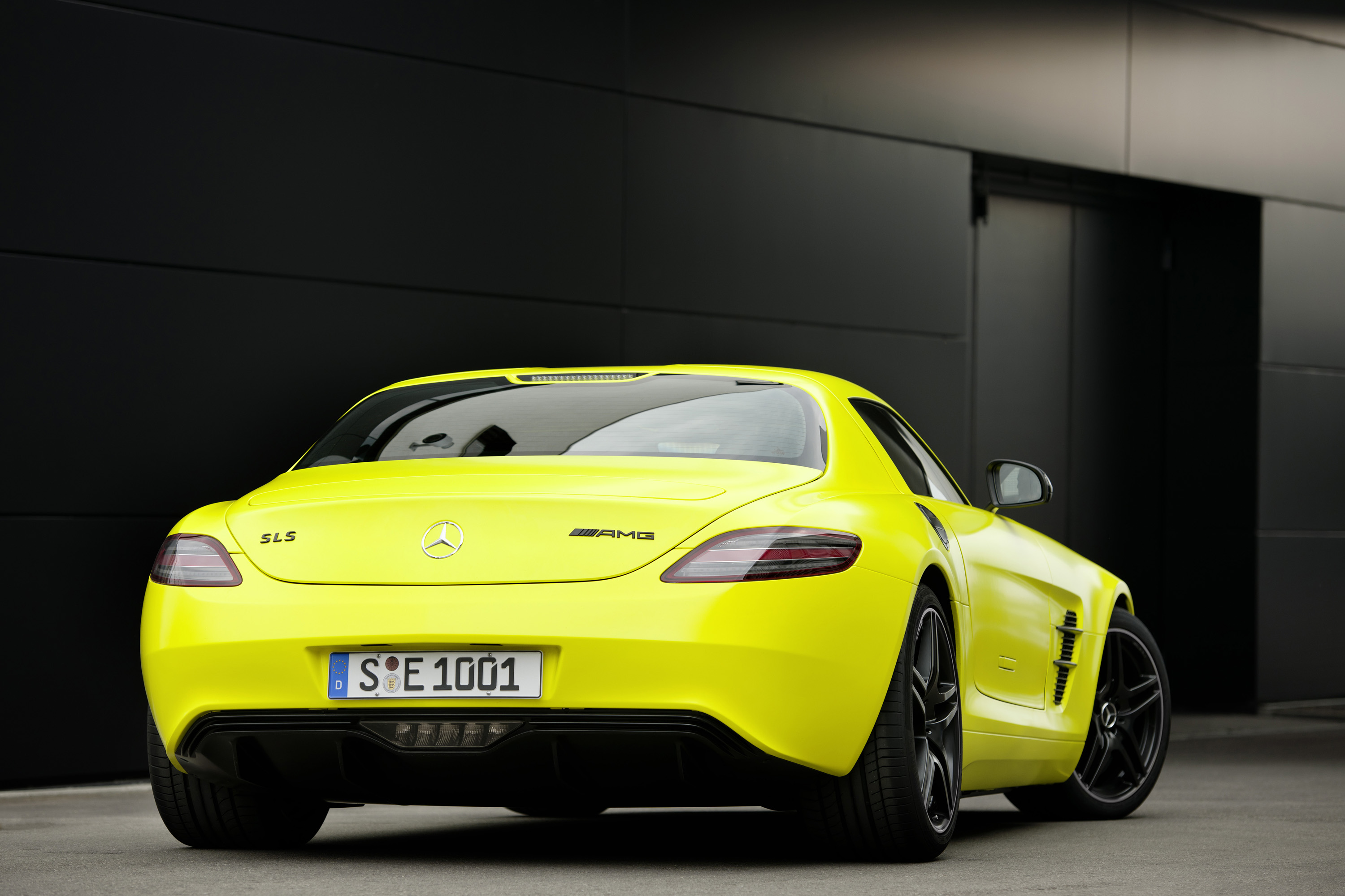 Mercedes Benz Sls Amg E Cell - HD Wallpaper 