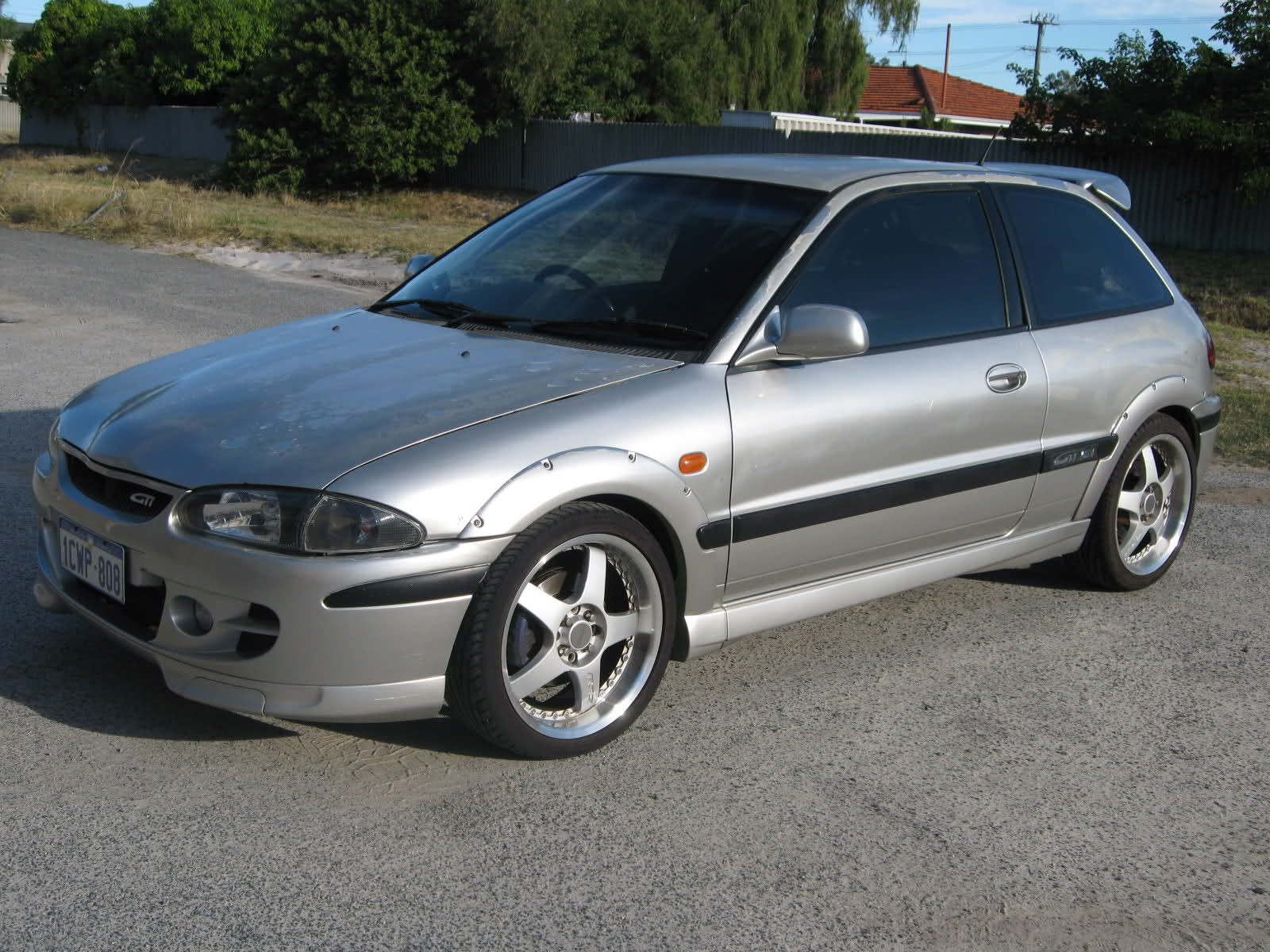 Wallpaper Kereta Sport - HD Wallpaper 