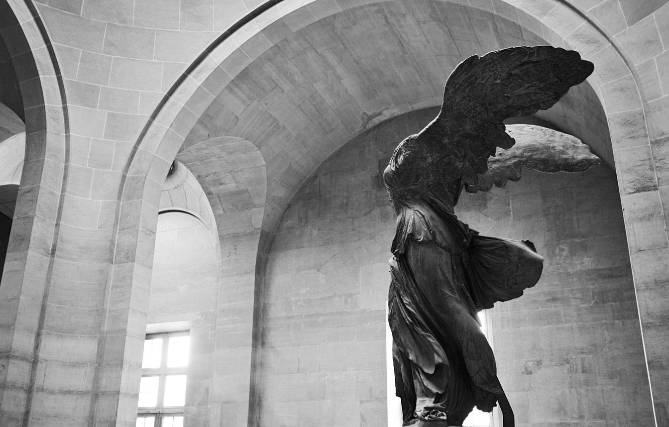 Photo Wallpaper Girl, Paris, Woman, Wings, Walls, Black - Louvre, Winged Victory Of Samothrace - HD Wallpaper 