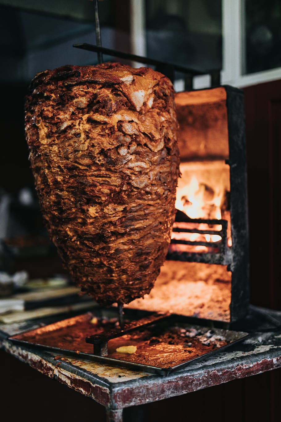 Shawarma On A Pit, Indoors, Fireplace, Hearth, Bread, - Shawarma Hd - HD Wallpaper 