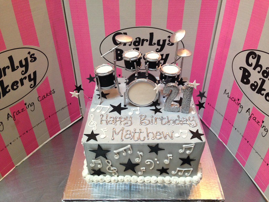 Fondant Wine Bottle Cake - HD Wallpaper 