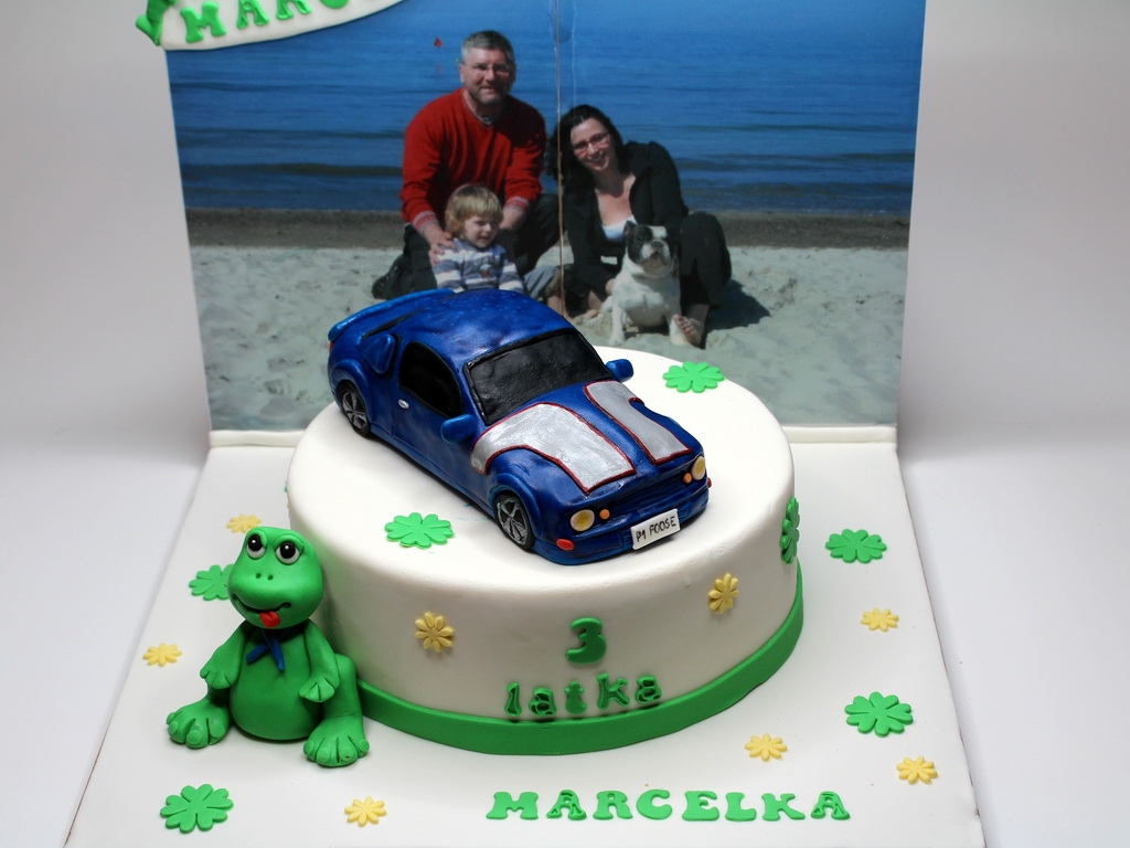 Birthday Cake With 3d Ford Mustang - Ford Mustang Torte - HD Wallpaper 