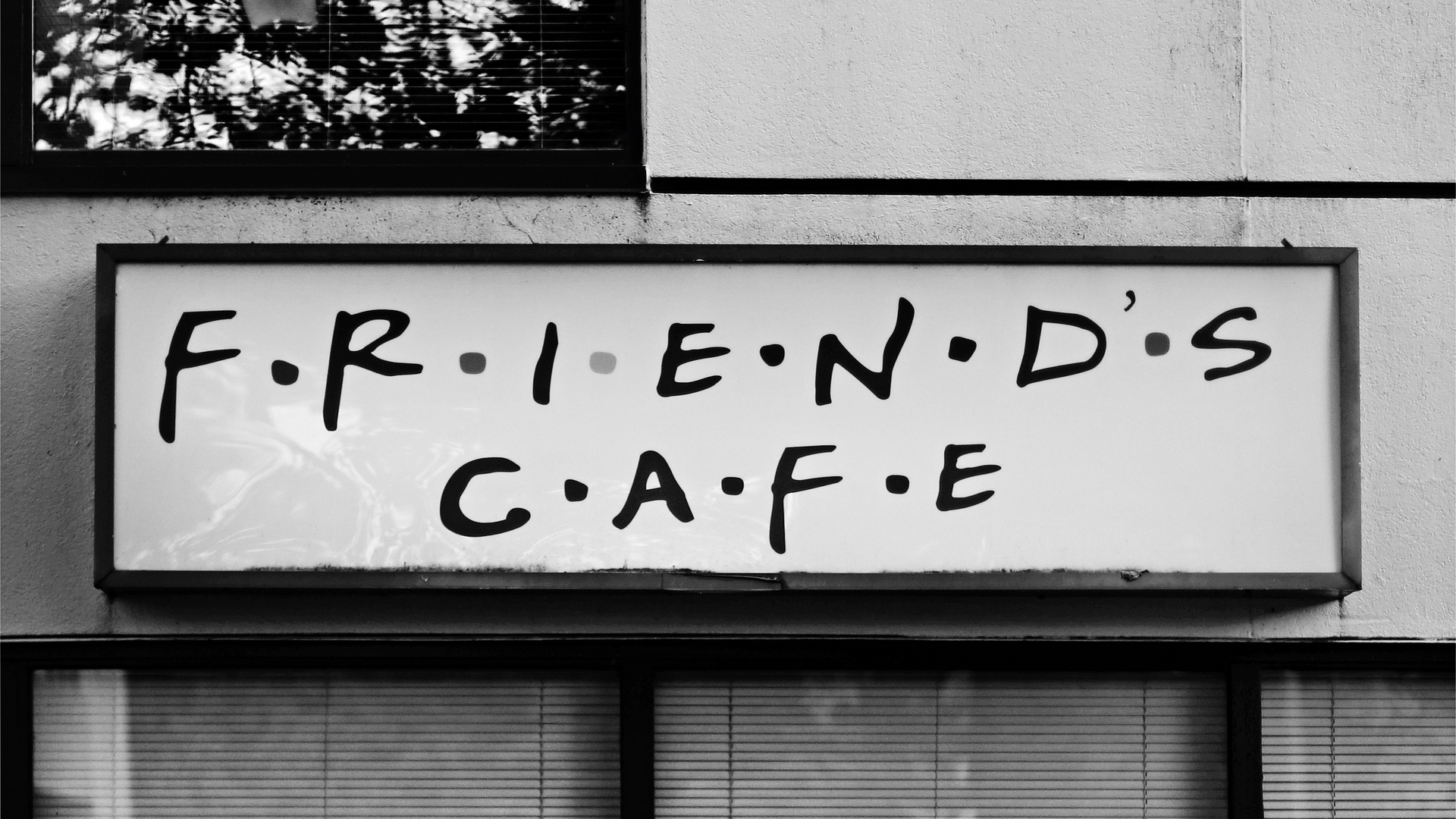 Wallpaper Cafe, Signboard, Bw, Friends - Cafe Signboard Background - HD Wallpaper 