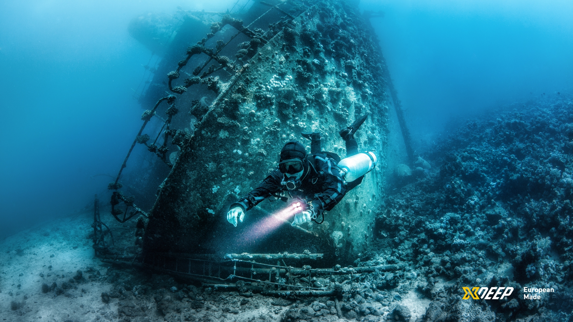 Slide Background - Scuba Diving Wallpaper High Resolution - HD Wallpaper 