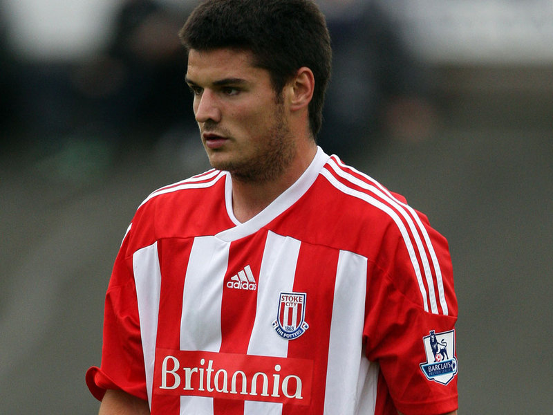 Ryan Shawcross Stoke - HD Wallpaper 