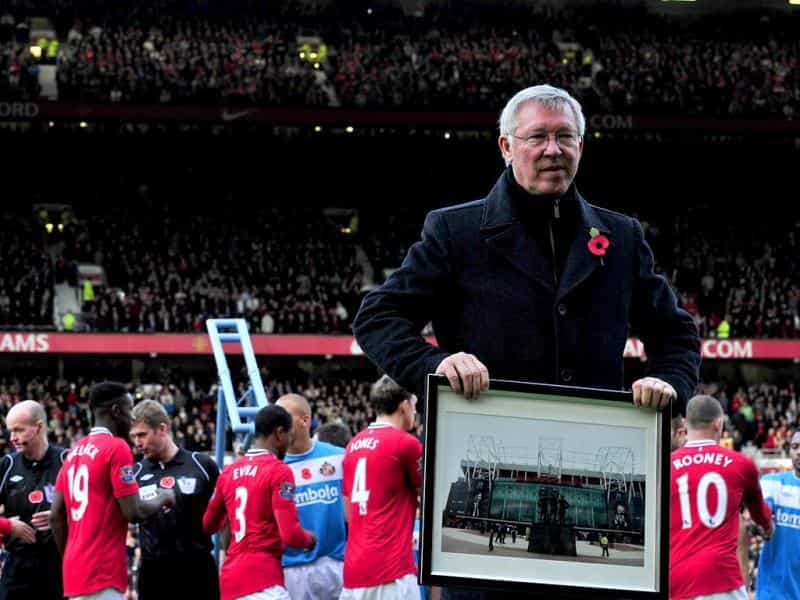 Sir Alex Ferguson Wallpaper - Sir Alex Ferguson Time - HD Wallpaper 