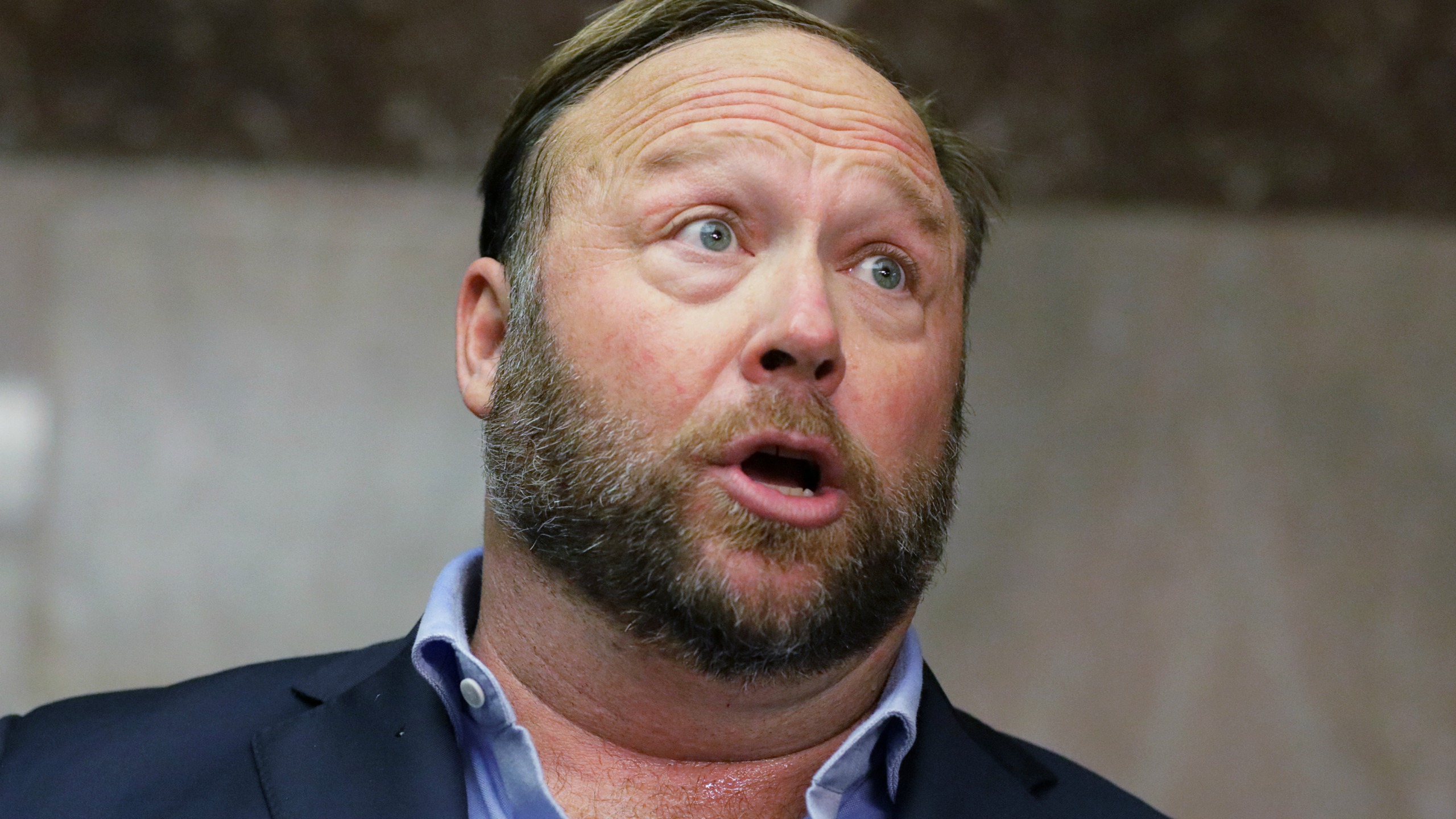 Gentleman - HD Wallpaper 